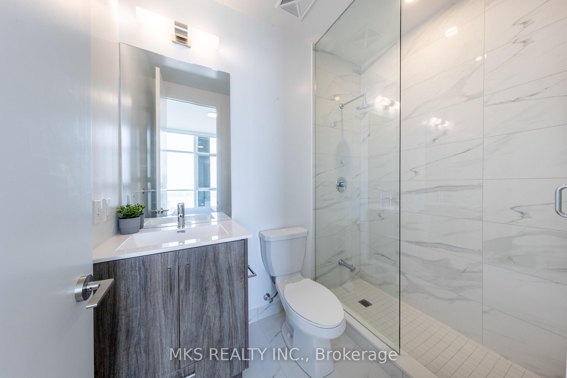 Photo 10 of Unit PH09, 180 Front Street E, Toronto, Moss Park — HOMEH