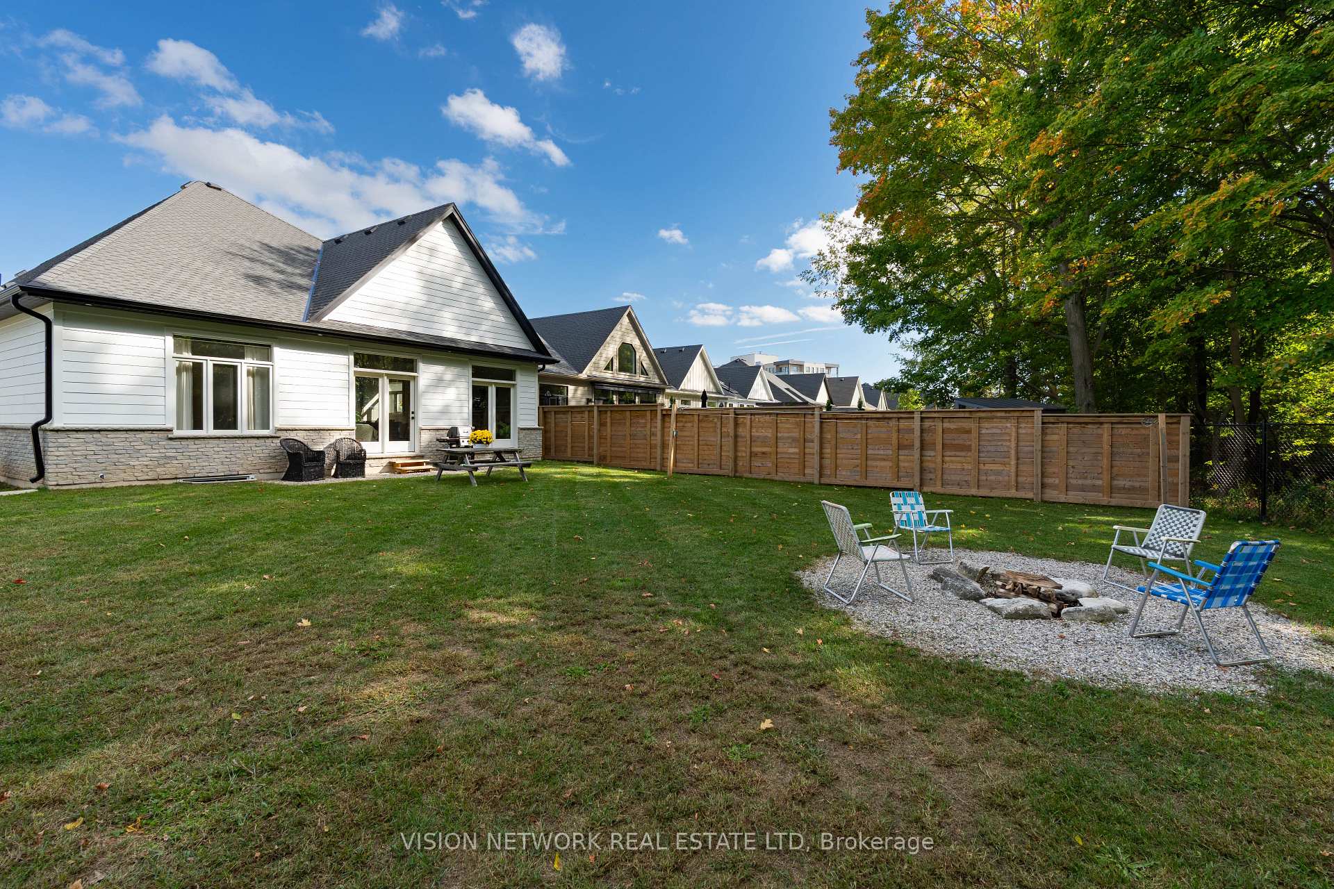 Photo 21 of 41 Compass Trail, Central Elgin, Port Stanley — HOMEH