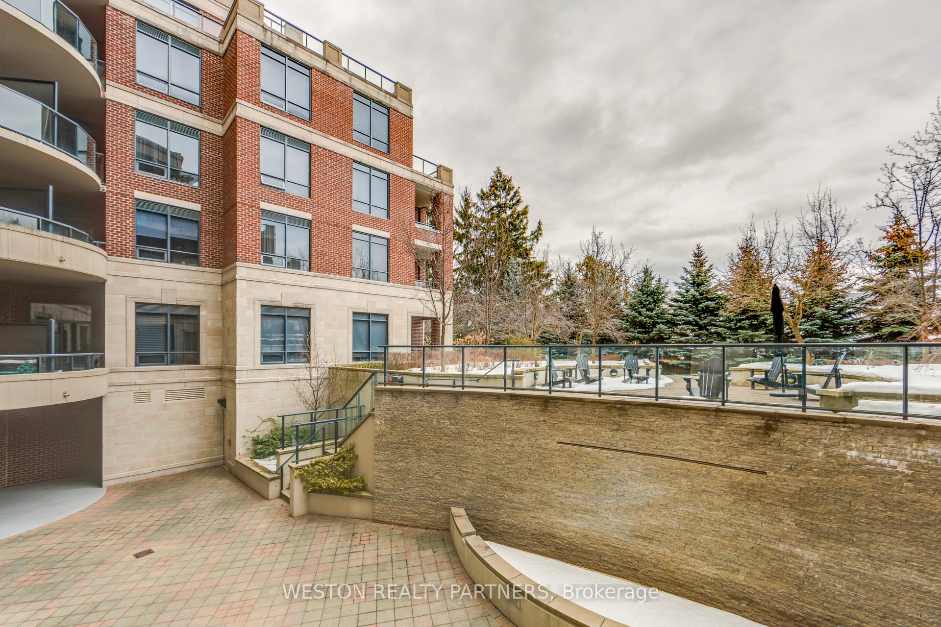 Photo 23 of Unit 118, 25 Earlington Avenue, Etobicoke, Kingsway South — HOMEH