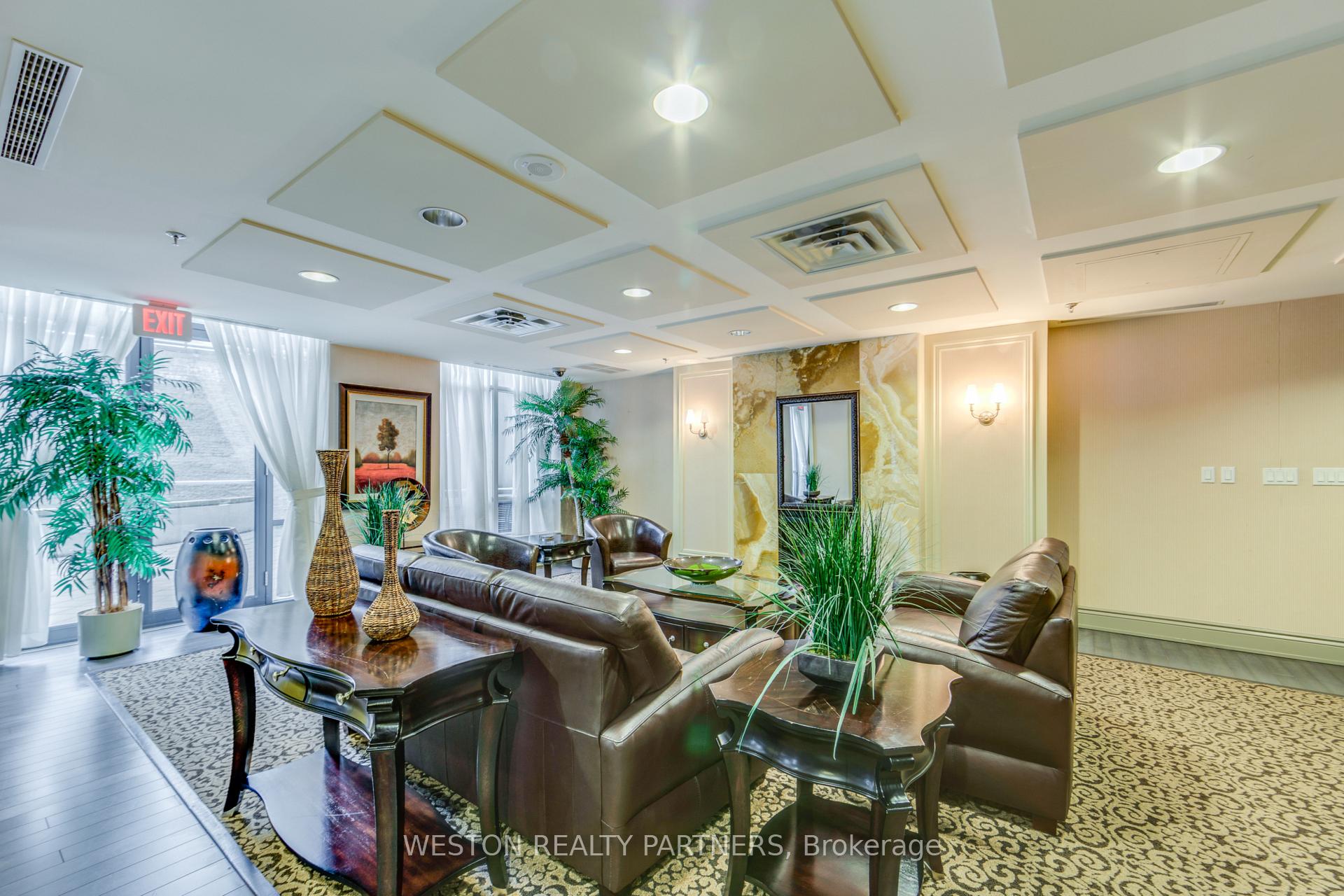Photo 32 of Unit 118, 25 Earlington Avenue, Etobicoke, Kingsway South — HOMEH