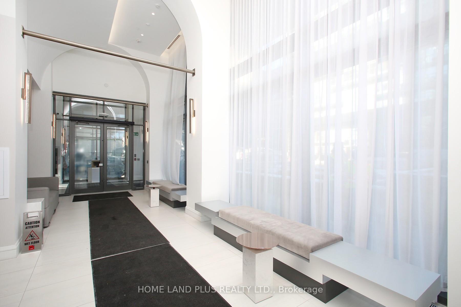 Photo 4 of Unit 2704, 39 Roehampton Avenue, Toronto, Mount Pleasant West — HOMEH