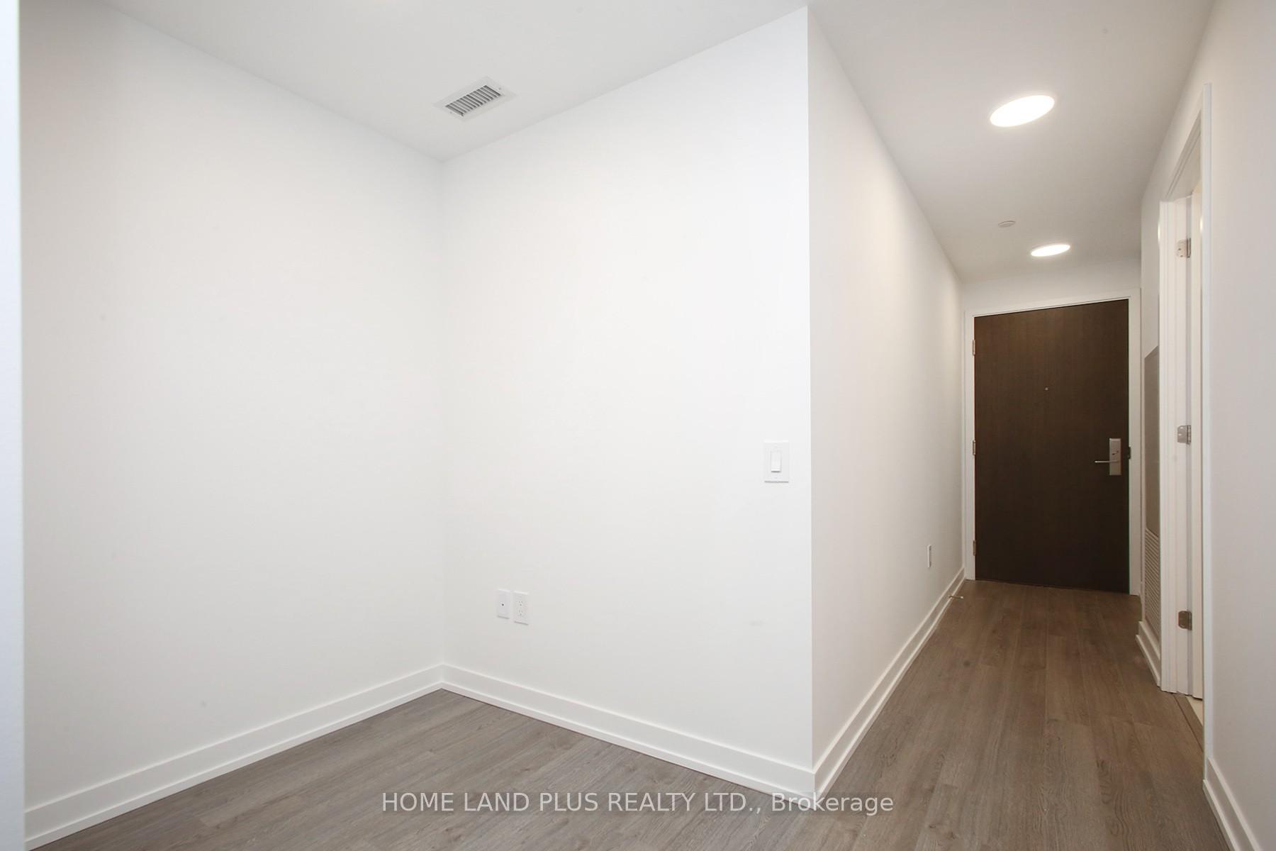 Photo 8 of Unit 2704, 39 Roehampton Avenue, Toronto, Mount Pleasant West — HOMEH