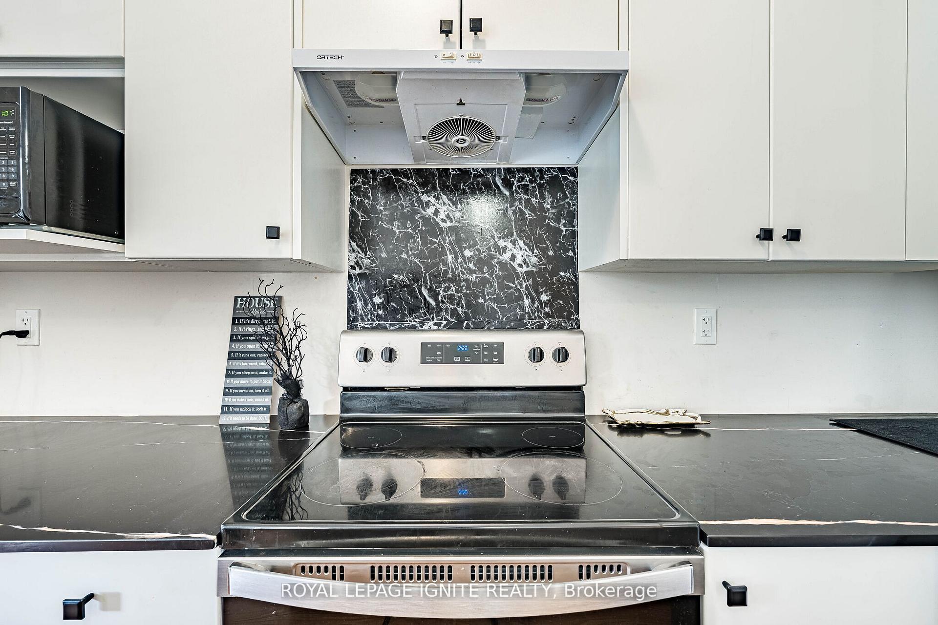 Photo 18 of 55 Chiffon Street, Vaughan, Steeles West Industrial — HOMEH