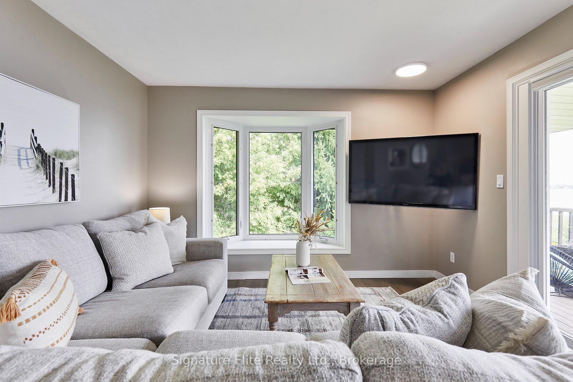 Photo 4 of 56 Pine Point Lane, Scugog, Port Perry — HOMEH