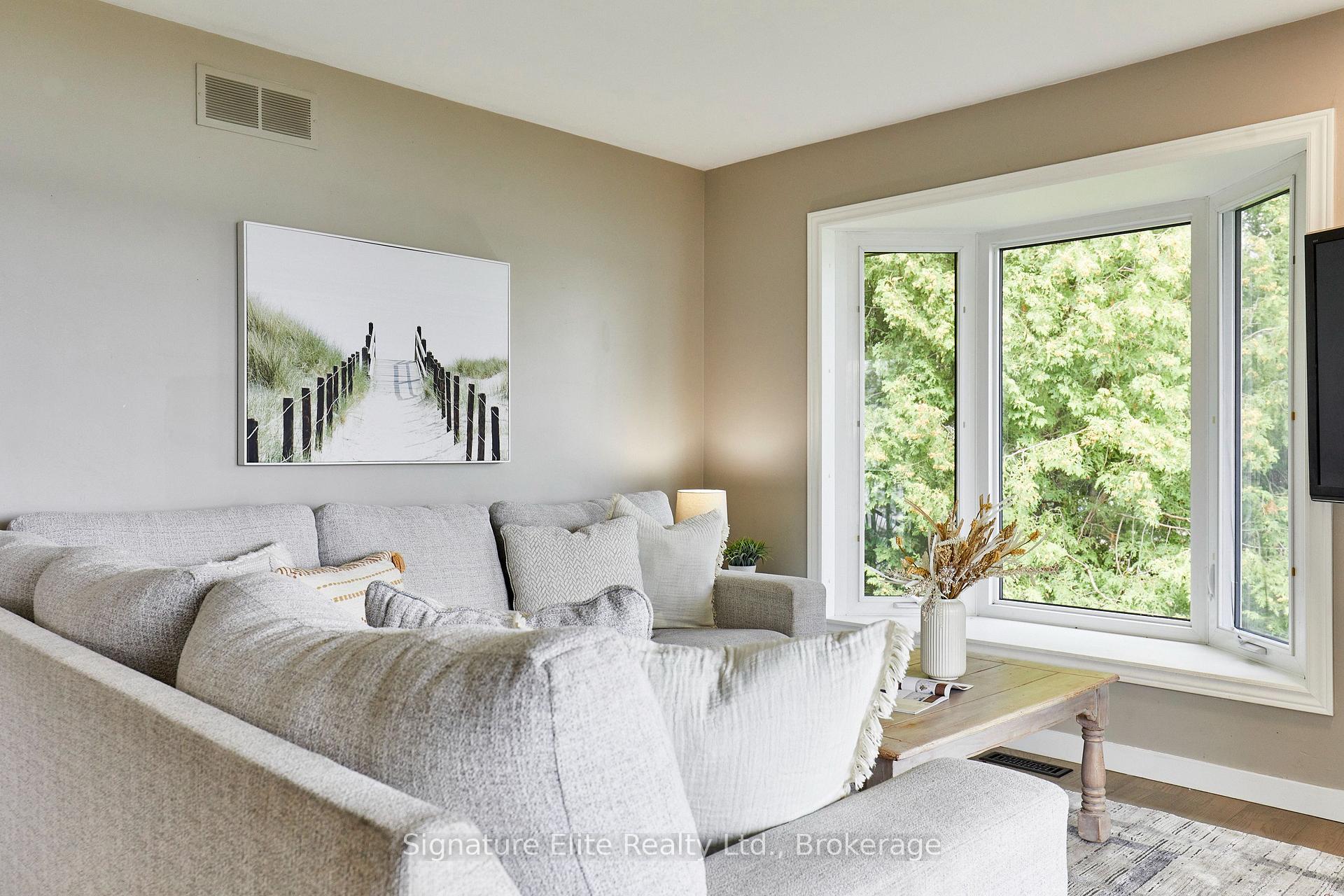 Photo 7 of 56 Pine Point Lane, Scugog, Port Perry — HOMEH