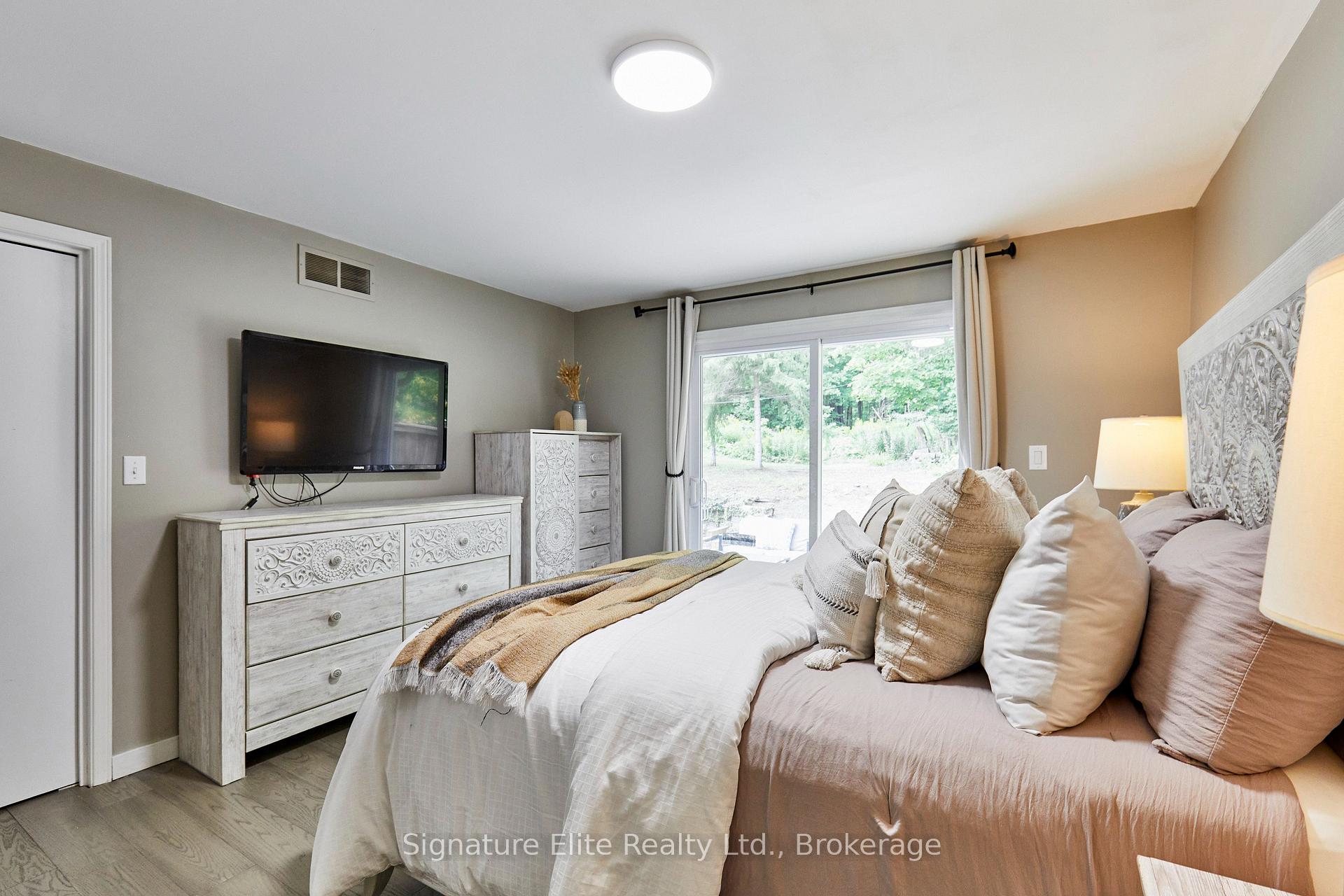 Photo 15 of 56 Pine Point Lane, Scugog, Port Perry — HOMEH