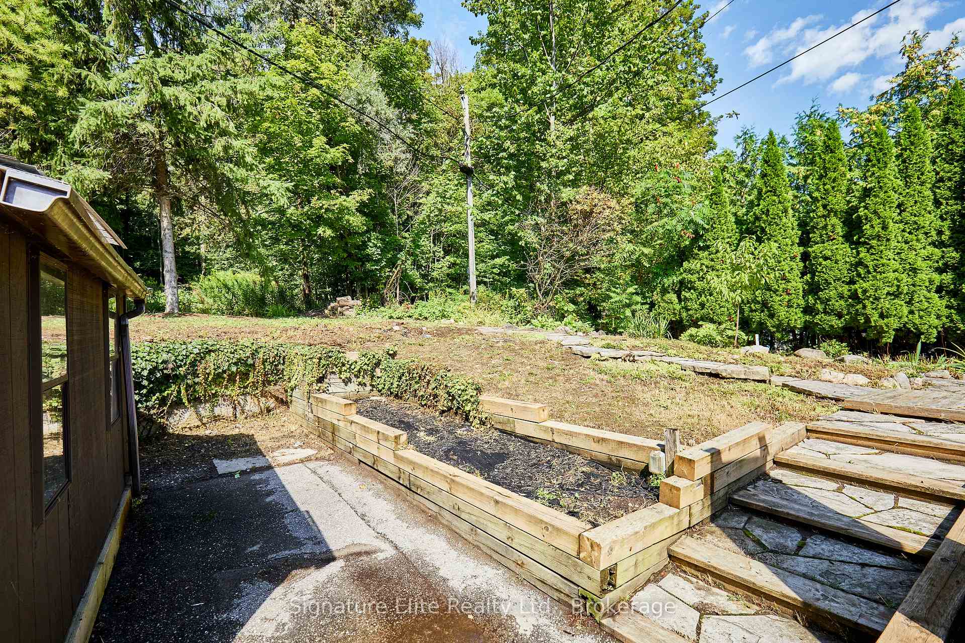 Photo 40 of 56 Pine Point Lane, Scugog, Port Perry — HOMEH
