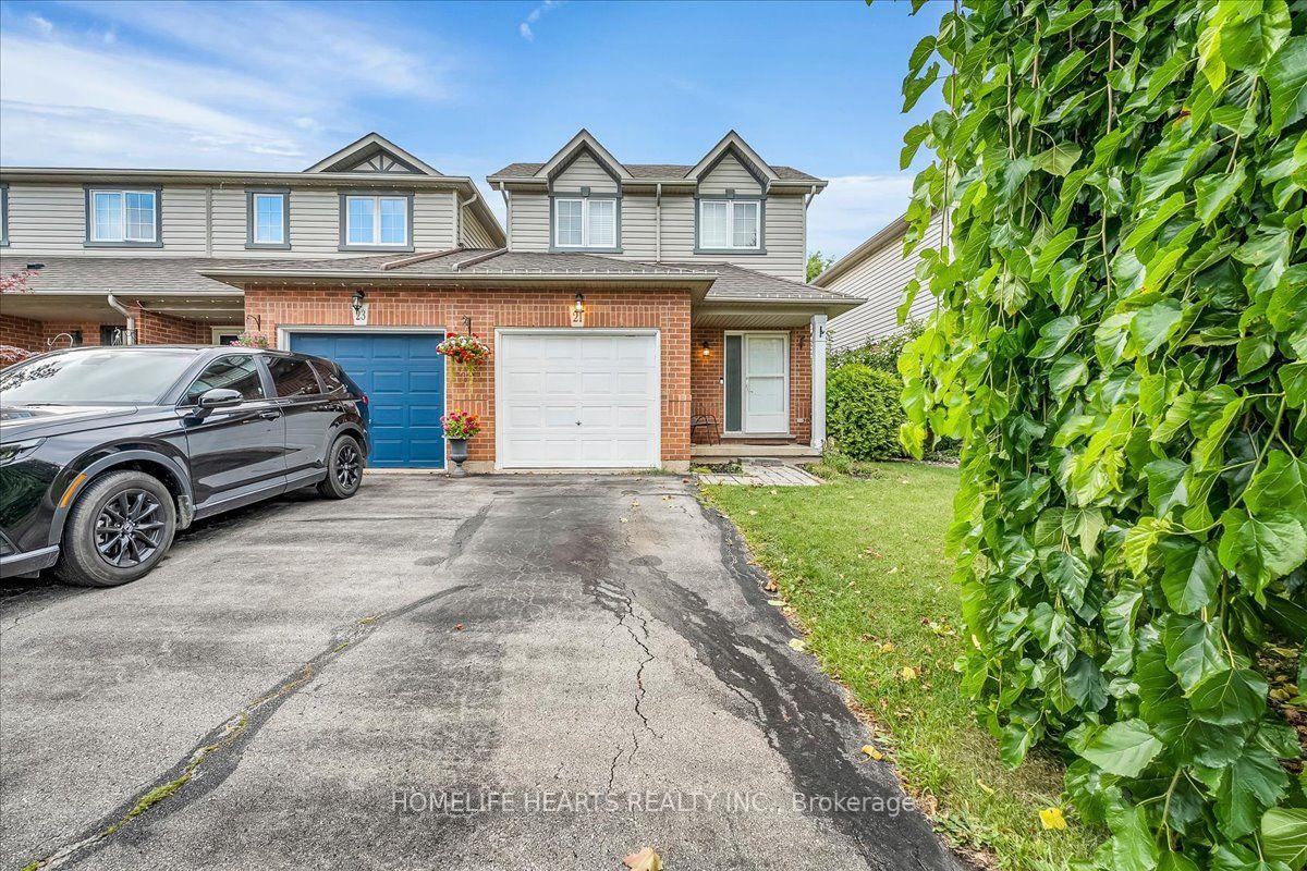 Photo 4 of 21 Bronte Court, Hamilton, Waterdown — HOMEH