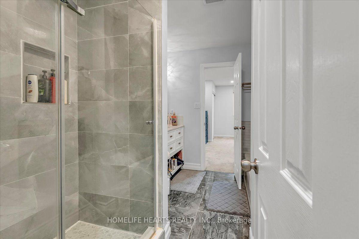 Photo 24 of 21 Bronte Court, Hamilton, Waterdown — HOMEH