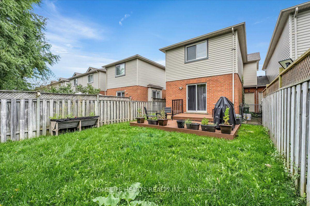 Photo 36 of 21 Bronte Court, Hamilton, Waterdown — HOMEH