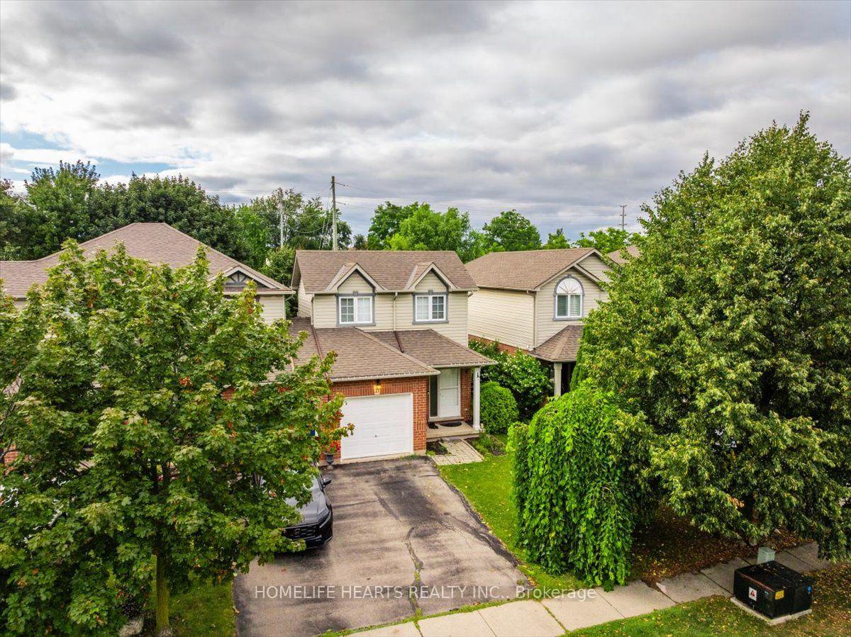 Photo 41 of 21 Bronte Court, Hamilton, Waterdown — HOMEH