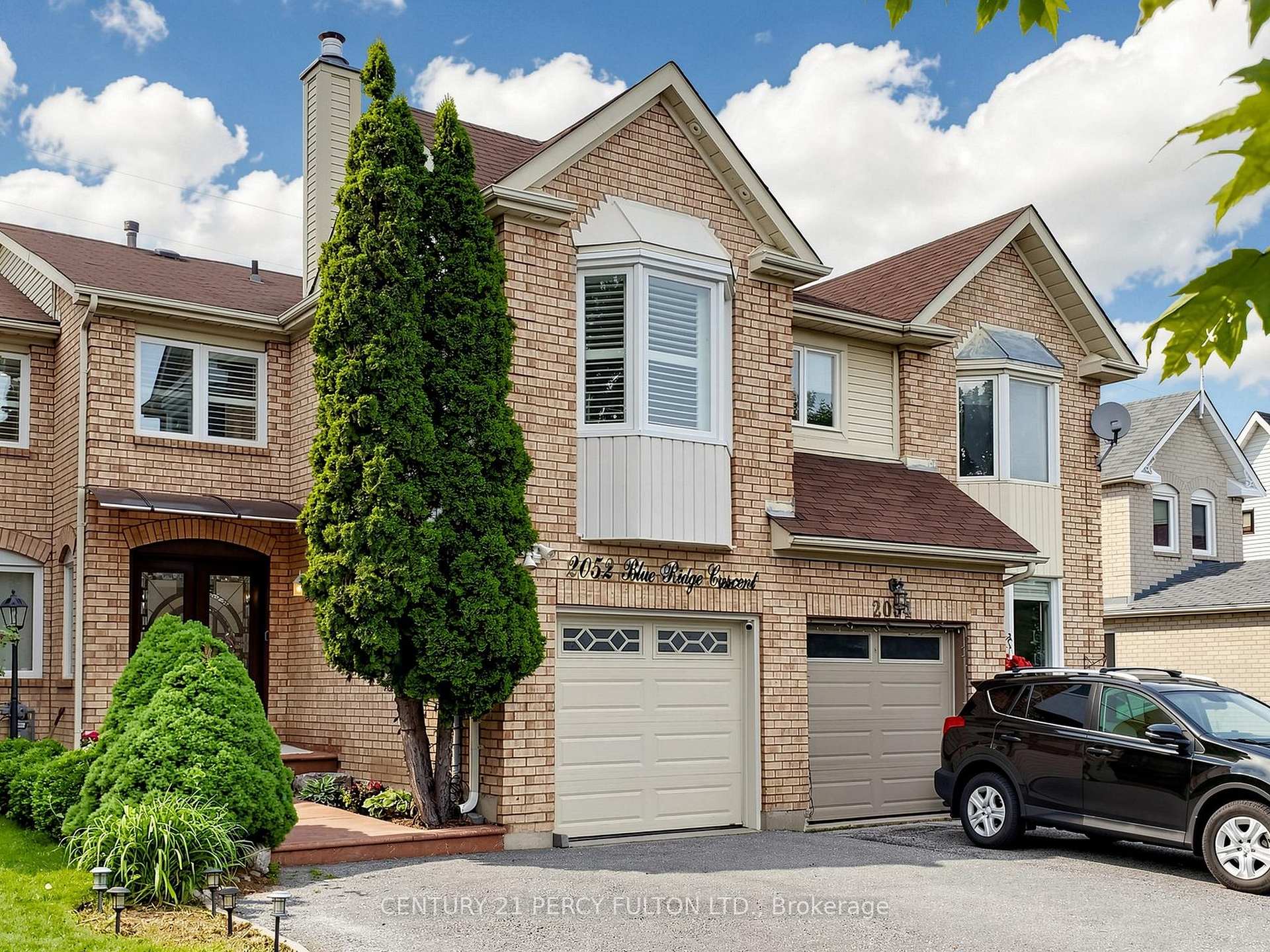 Photo of 2052 Blue Ridge Crescent