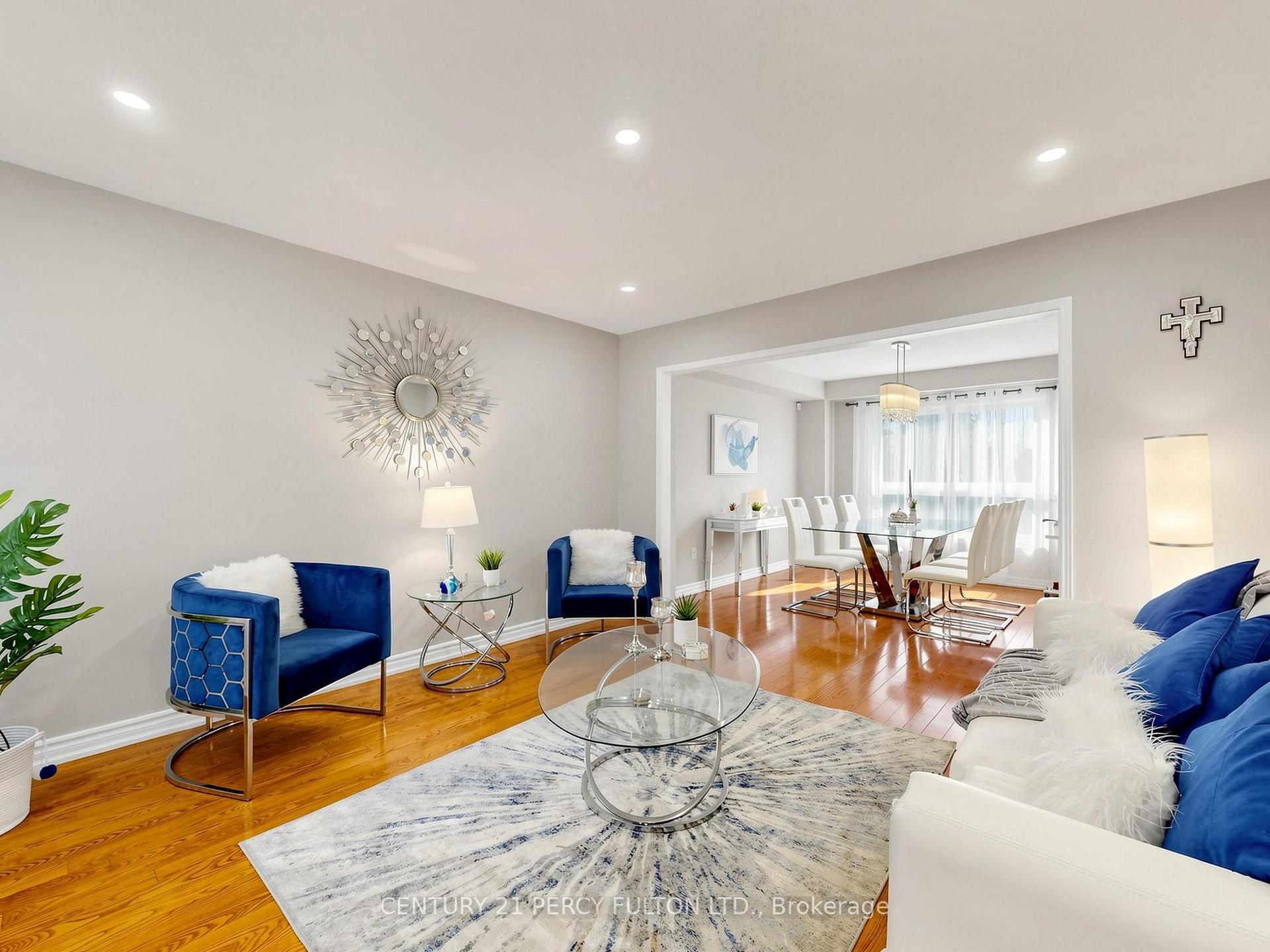 Photo 6 of 2052 Blue Ridge Crescent, Pickering, Brock Ridge — HOMEH