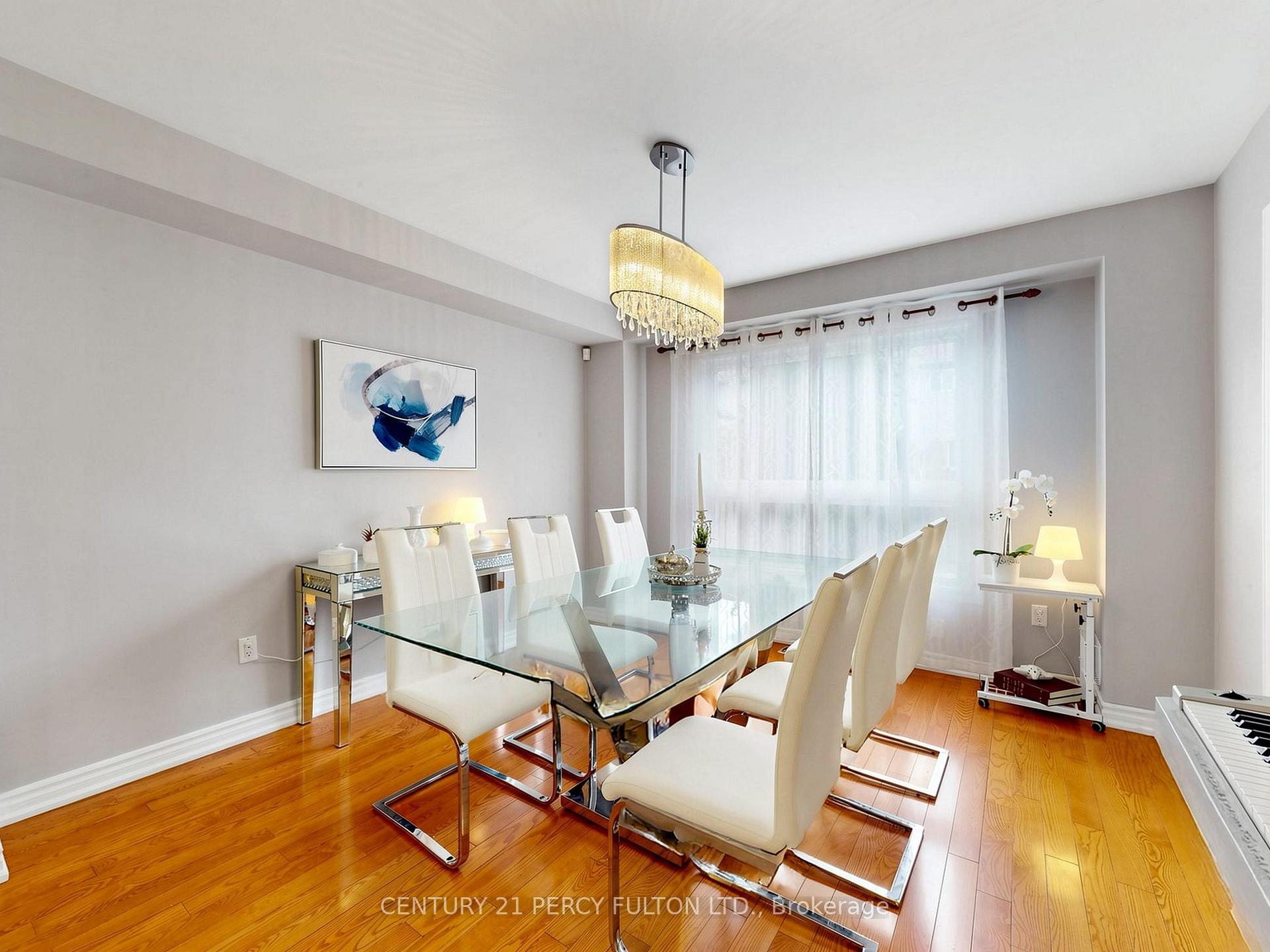 Photo 7 of 2052 Blue Ridge Crescent, Pickering, Brock Ridge — HOMEH