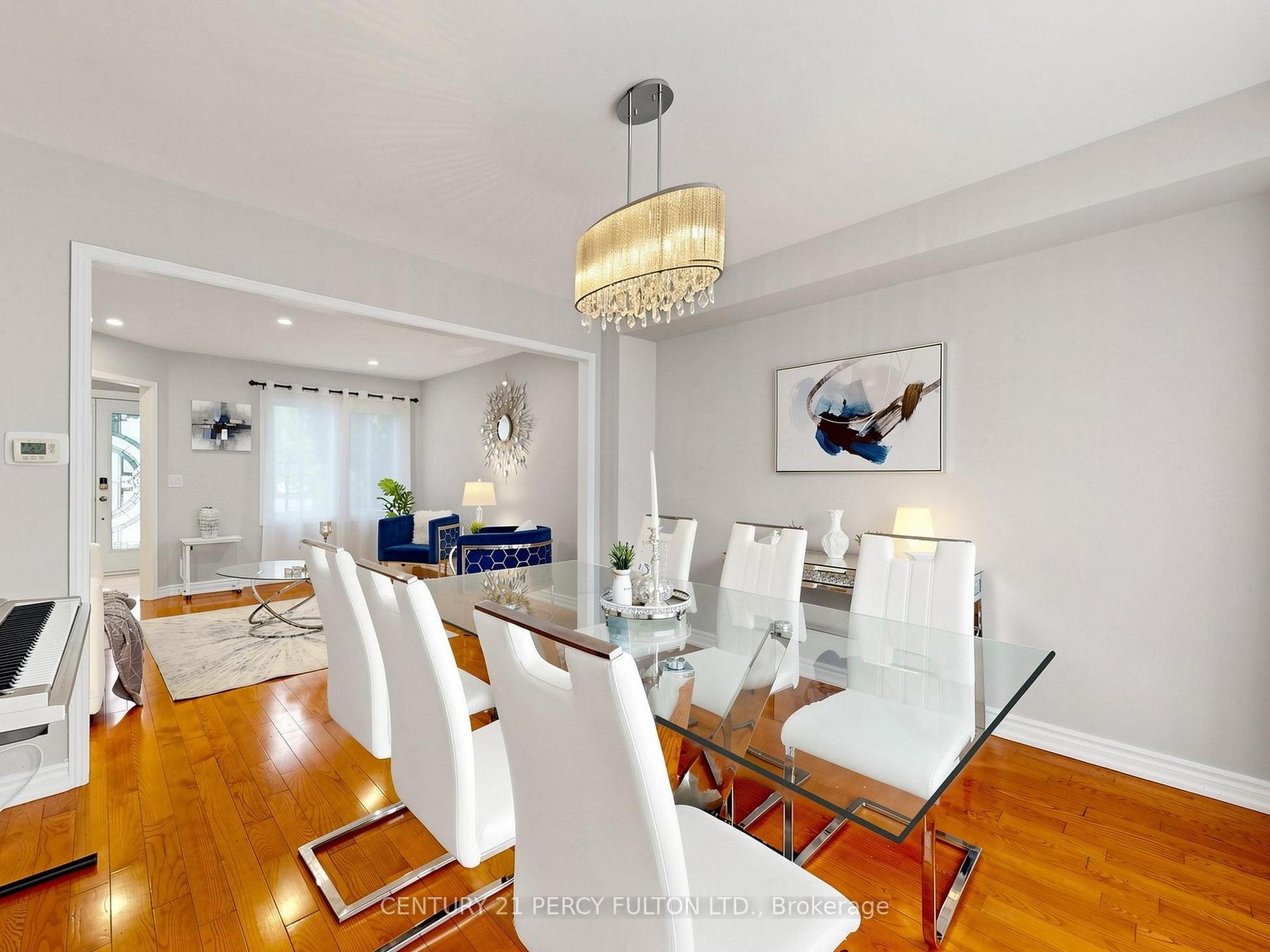 Photo 10 of 2052 Blue Ridge Crescent, Pickering, Brock Ridge — HOMEH