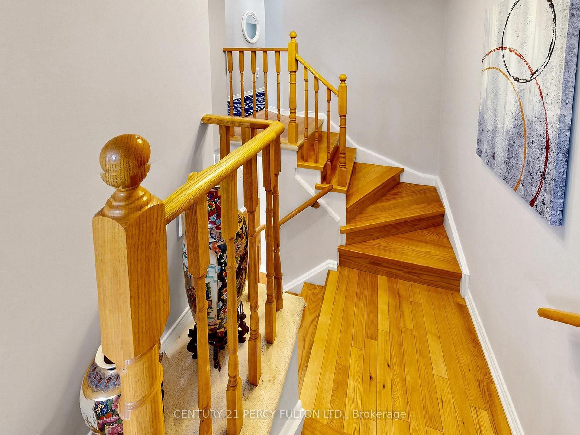 Photo 18 of 2052 Blue Ridge Crescent, Pickering, Brock Ridge — HOMEH