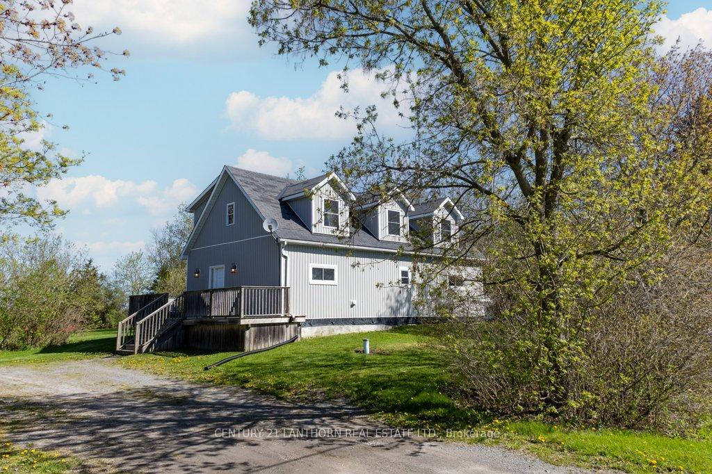 Photo 2 of 986 Black Road, Prince Edward County, Sophiasburg Ward — HOMEH