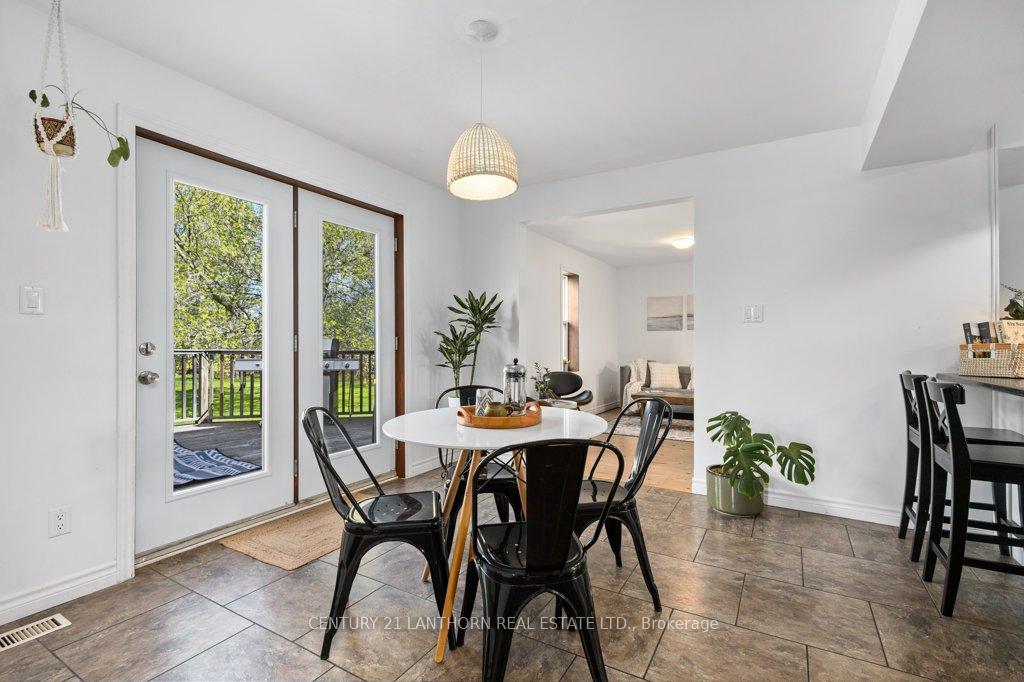 Photo 6 of 986 Black Road, Prince Edward County, Sophiasburg Ward — HOMEH