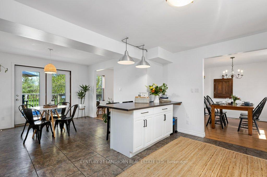 Photo 8 of 986 Black Road, Prince Edward County, Sophiasburg Ward — HOMEH