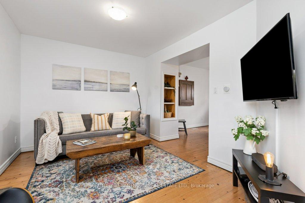 Photo 19 of 986 Black Road, Prince Edward County, Sophiasburg Ward — HOMEH