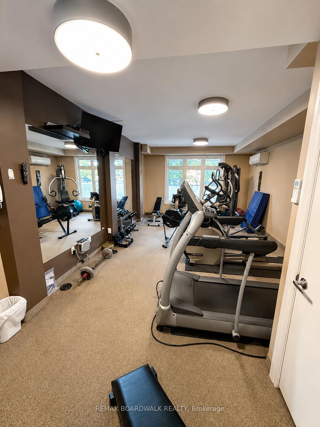 Photo 6 of Unit 306, 323 Winona Avenue, Ottawa, Westboro South — HOMEH