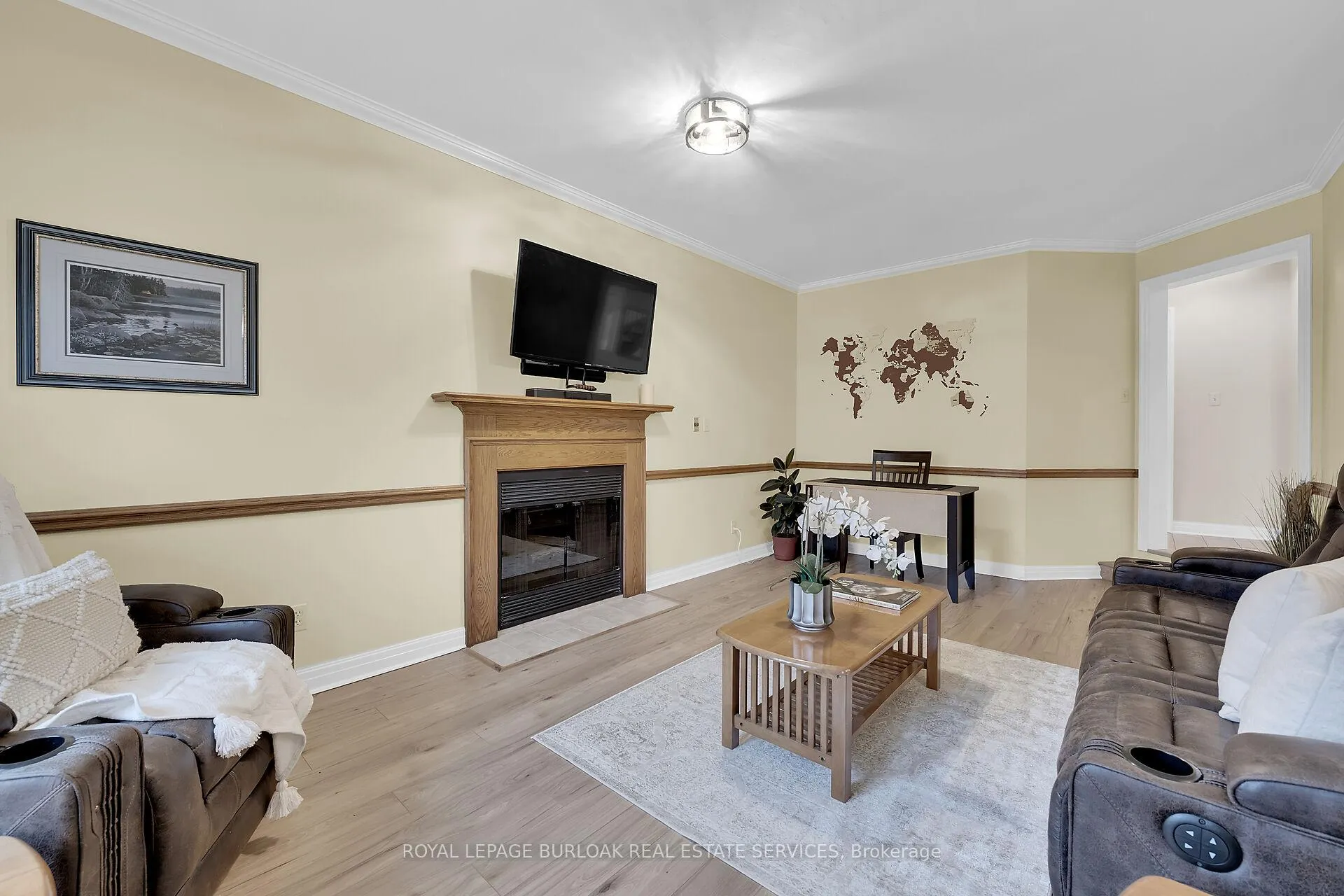 Photo 8 of 45 Stoney Brook Crescent, St. Catharines, Grapeview — HOMEH