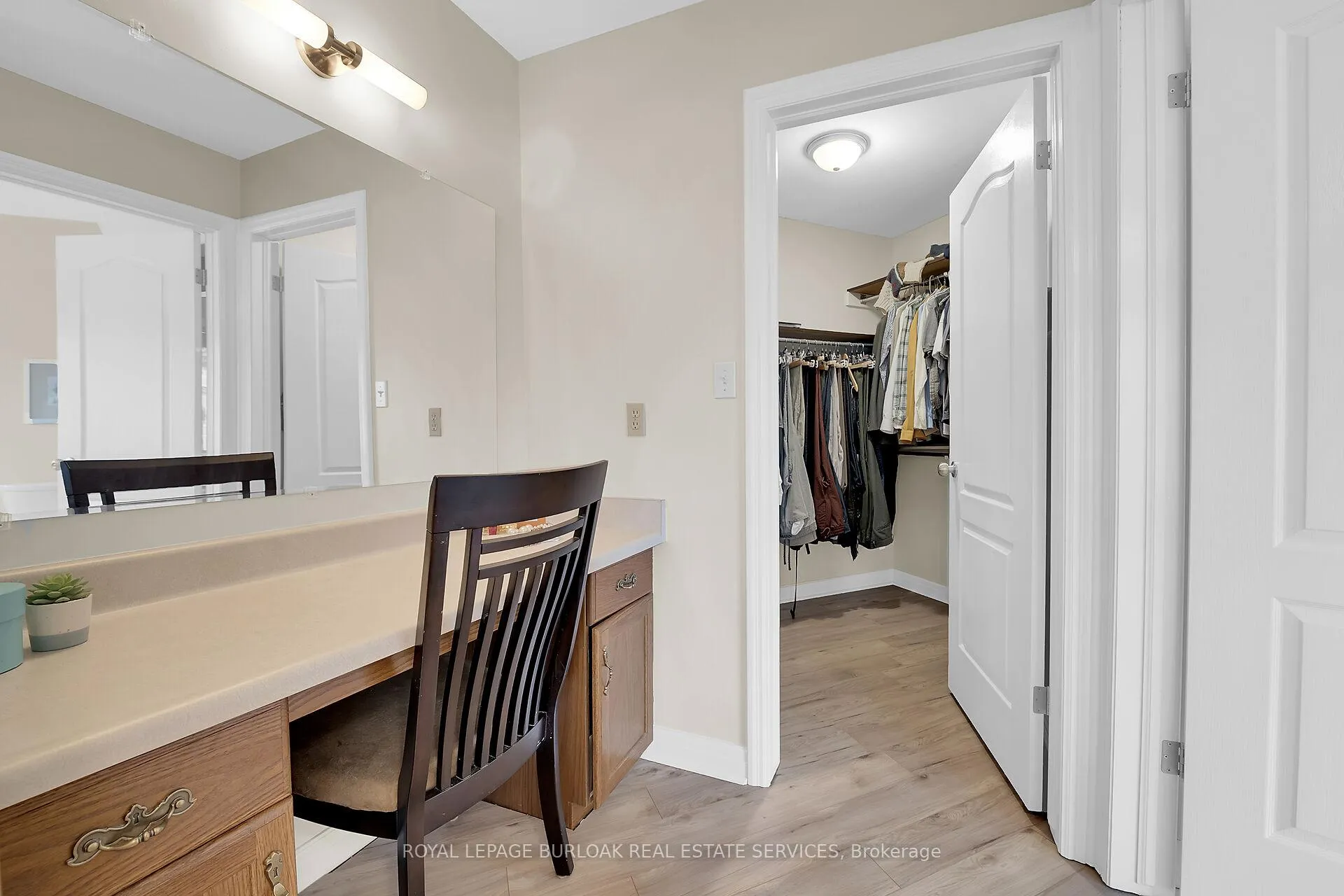 Photo 21 of 45 Stoney Brook Crescent, St. Catharines, Grapeview — HOMEH