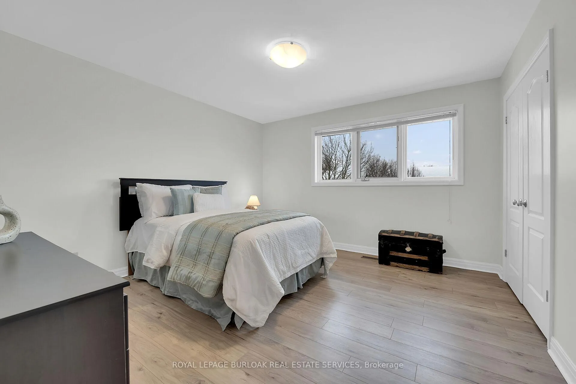 Photo 27 of 45 Stoney Brook Crescent, St. Catharines, Grapeview — HOMEH