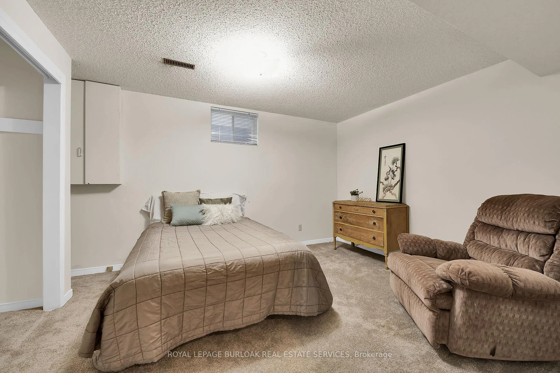 Photo 31 of 45 Stoney Brook Crescent, St. Catharines, Grapeview — HOMEH