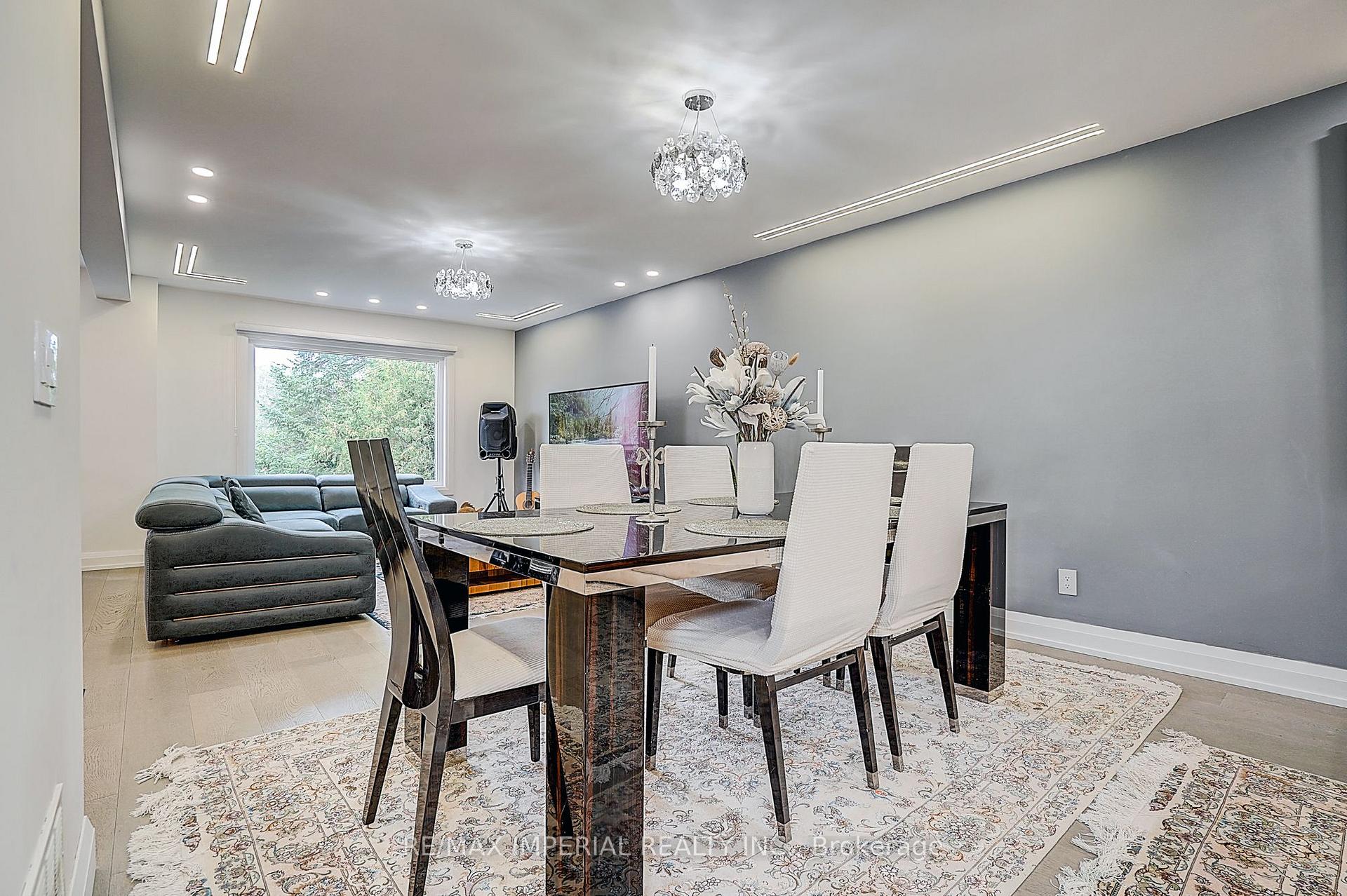 Photo 8 of 176 Timpson Drive, Aurora, Aurora Highlands — HOMEH