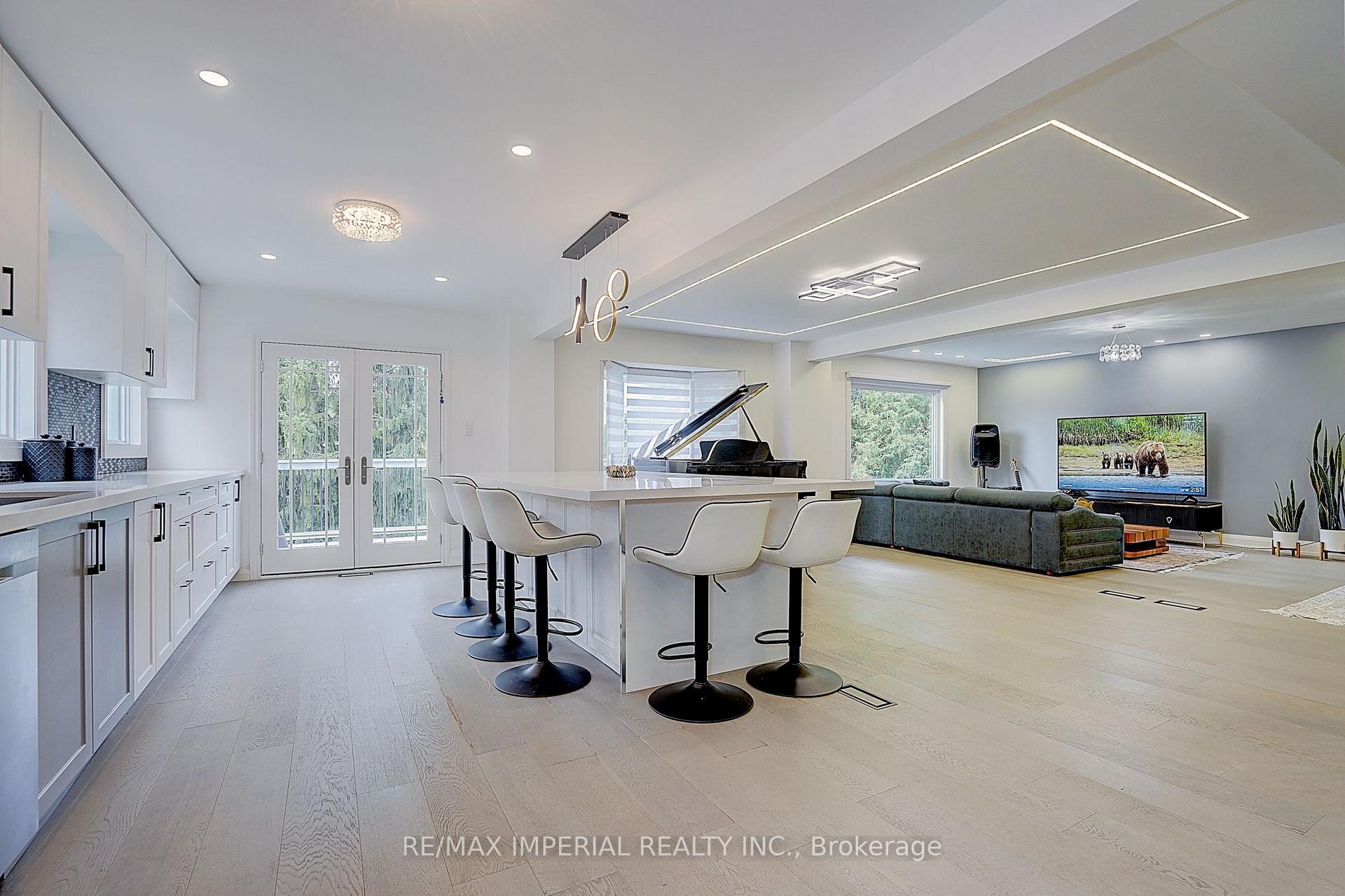 Photo 14 of 176 Timpson Drive, Aurora, Aurora Highlands — HOMEH