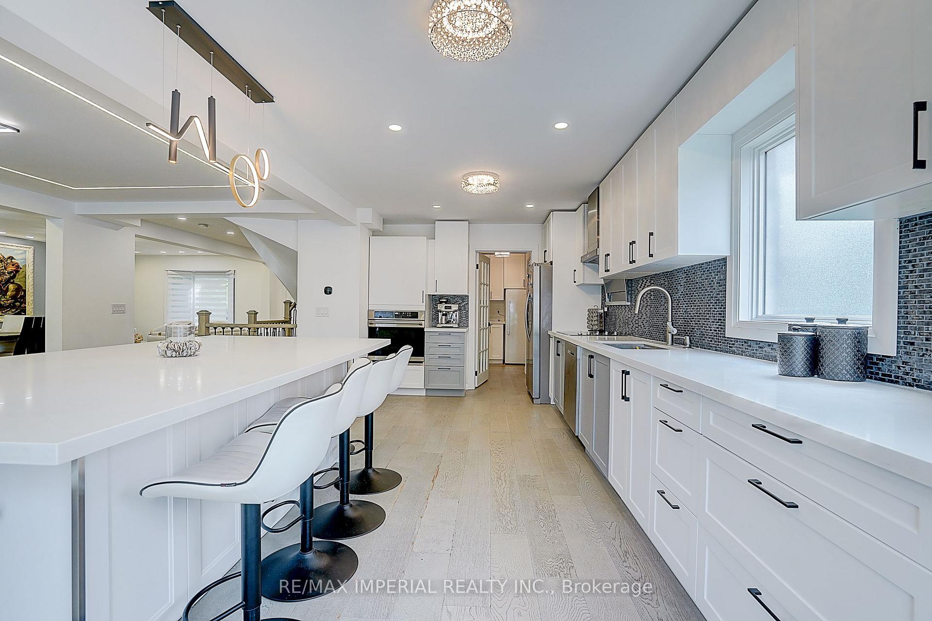 Photo 17 of 176 Timpson Drive, Aurora, Aurora Highlands — HOMEH