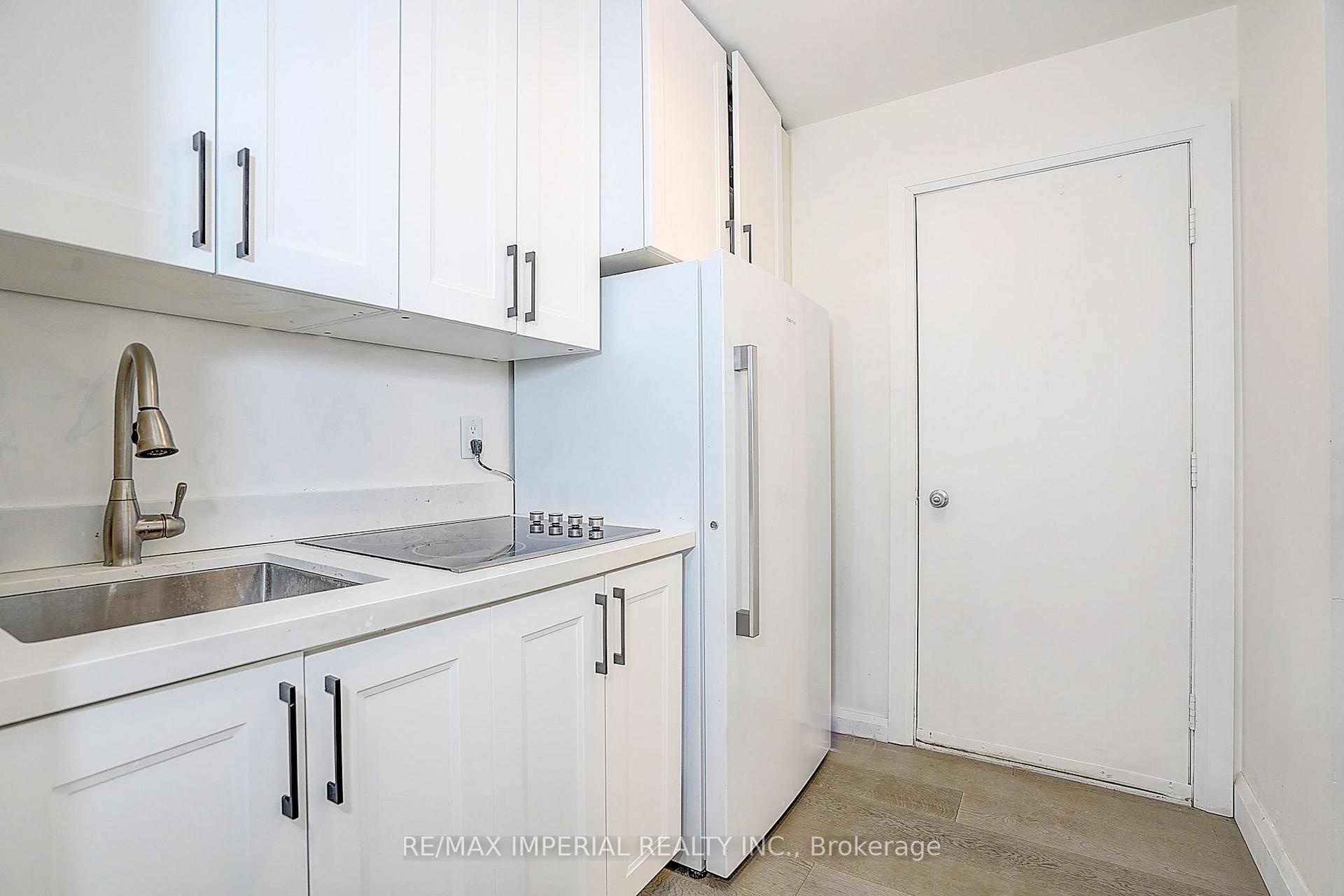 Photo 19 of 176 Timpson Drive, Aurora, Aurora Highlands — HOMEH