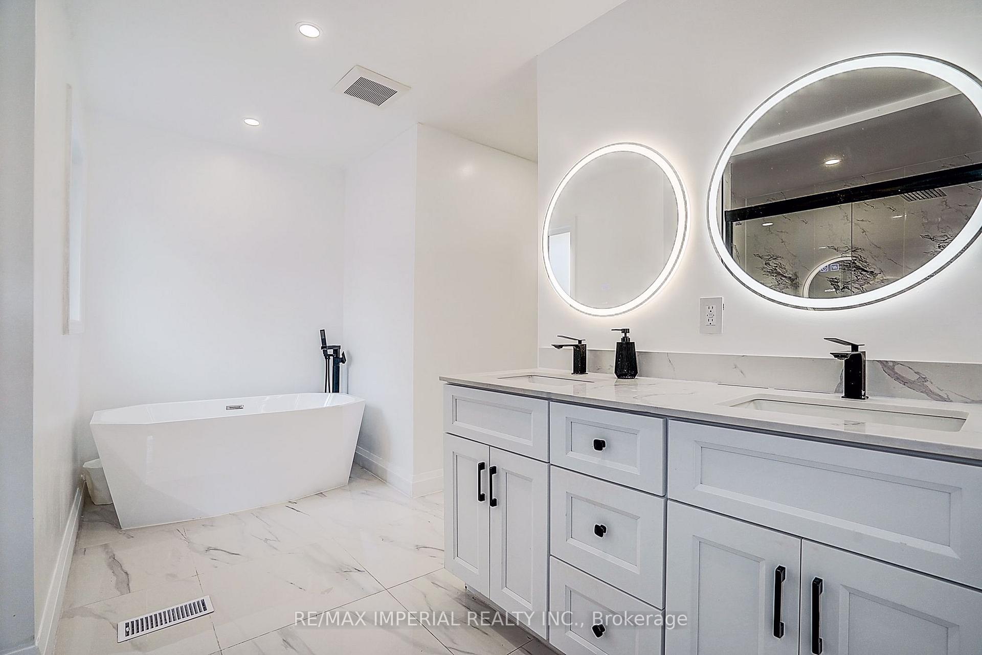 Photo 25 of 176 Timpson Drive, Aurora, Aurora Highlands — HOMEH