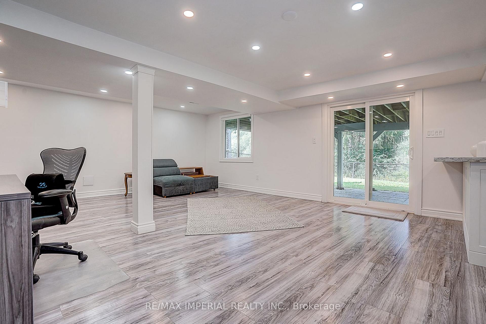 Photo 32 of 176 Timpson Drive, Aurora, Aurora Highlands — HOMEH