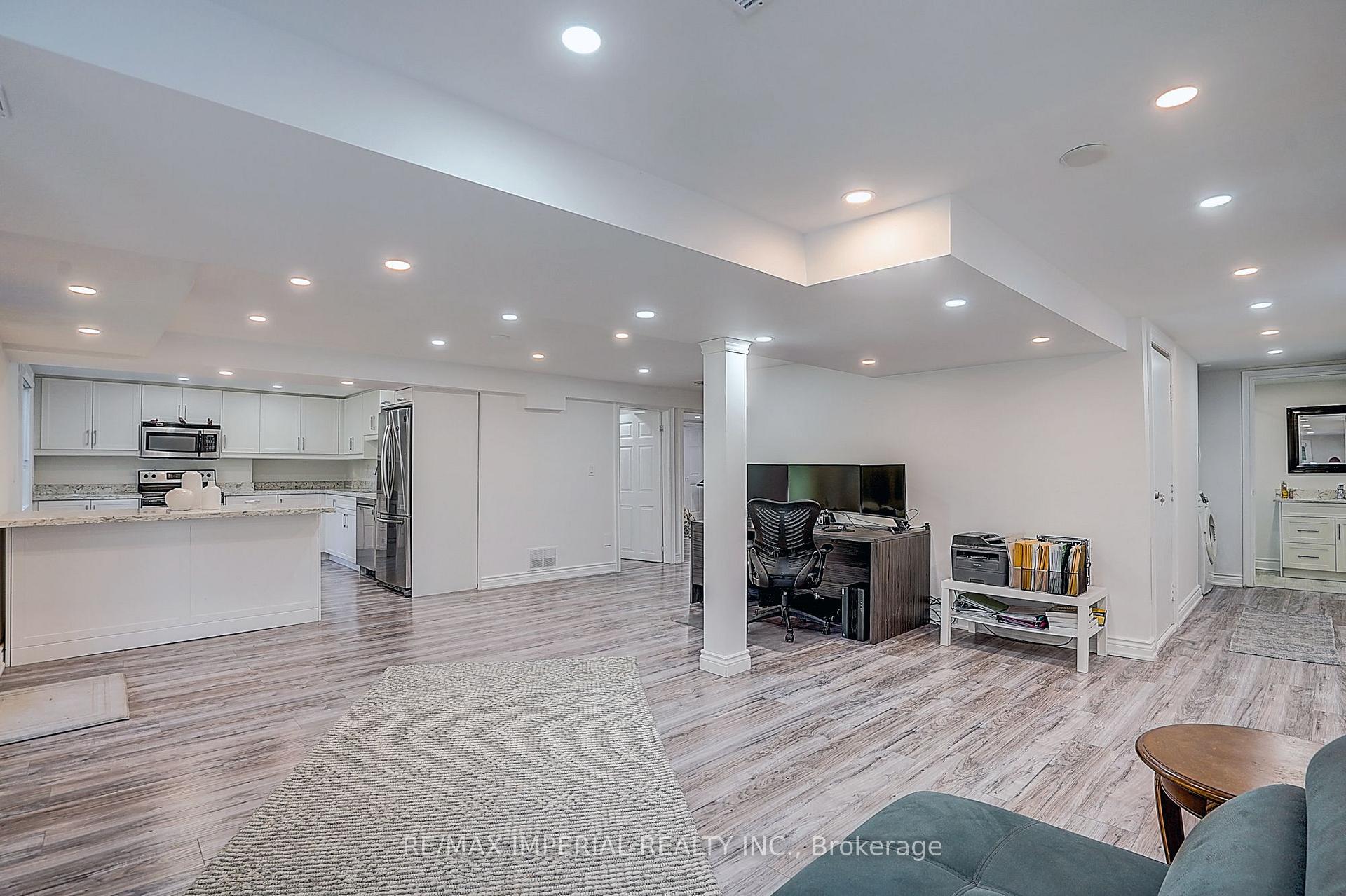 Photo 33 of 176 Timpson Drive, Aurora, Aurora Highlands — HOMEH