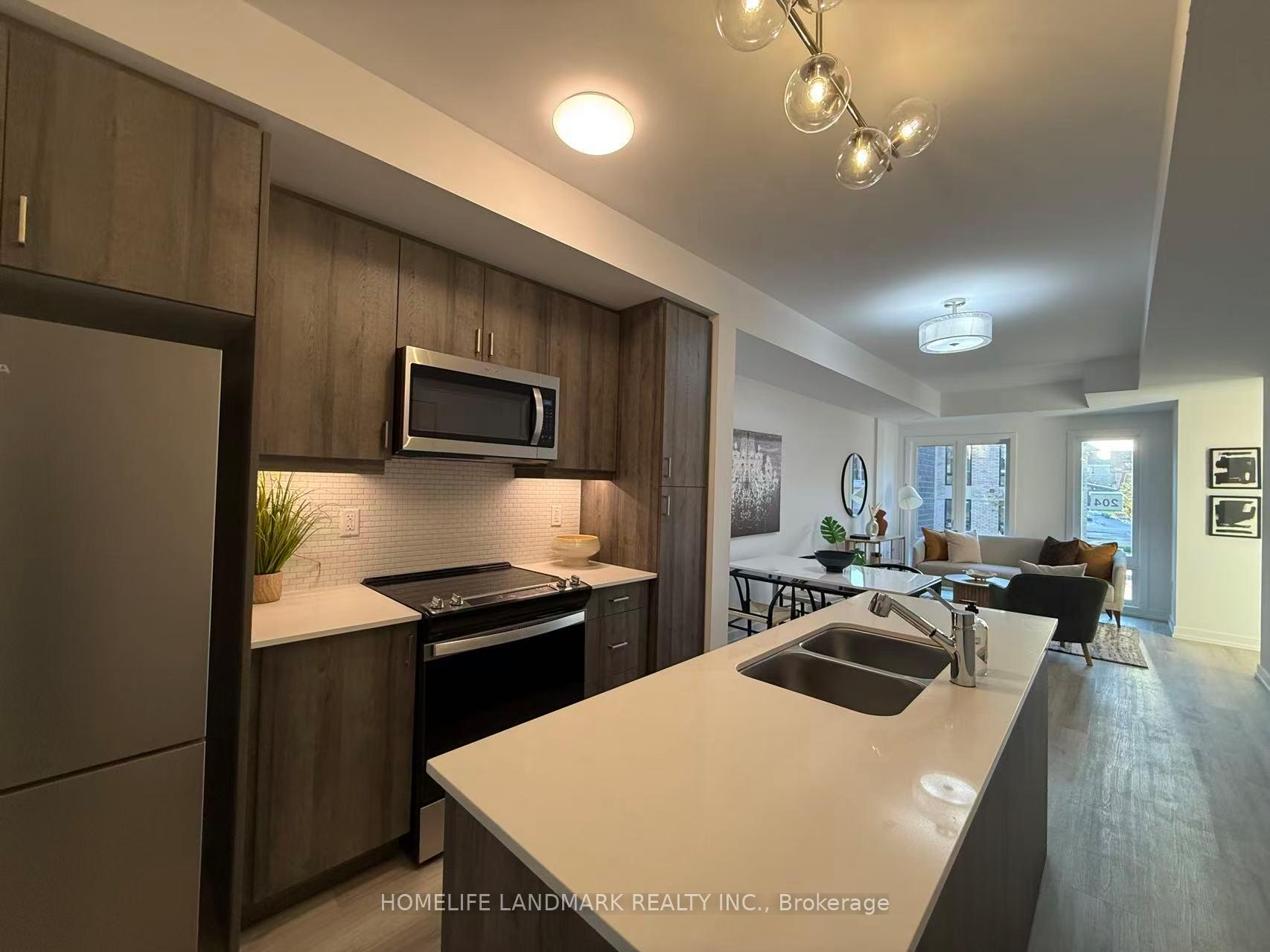 Photo 3 of Unit 110, 51 Jefferson Side Road, Richmond Hill, Jefferson — HOMEH