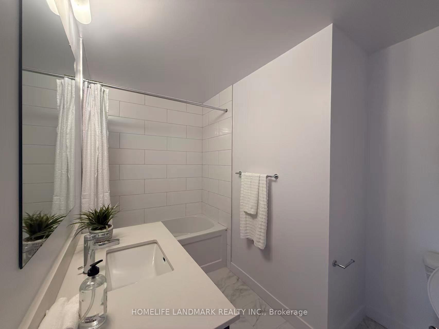 Photo 6 of Unit 110, 51 Jefferson Side Road, Richmond Hill, Jefferson — HOMEH