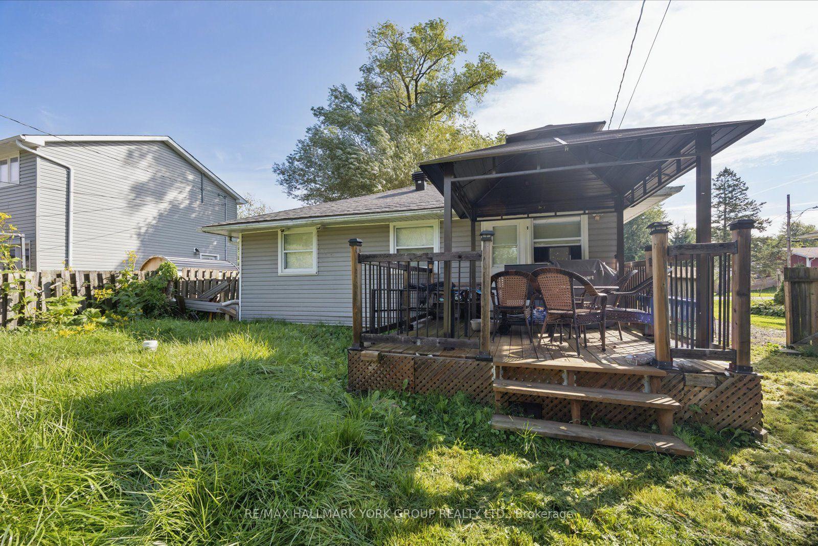 Photo 26 of 44 Glenview Avenue, Georgina, Virginia — HOMEH