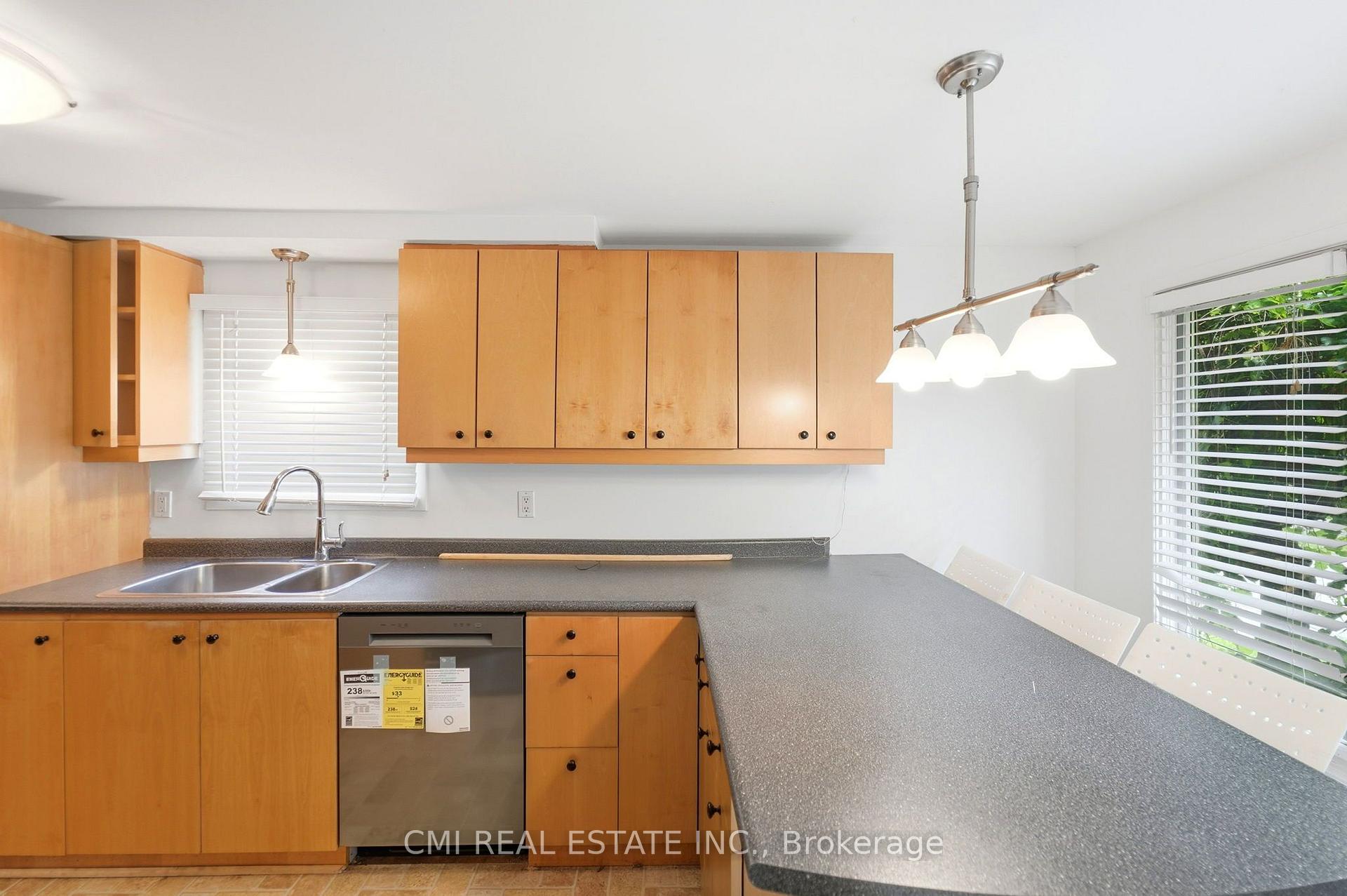 Photo 14 of 155 Foxhunt Road, Waterloo, Colonial Acres — HOMEH