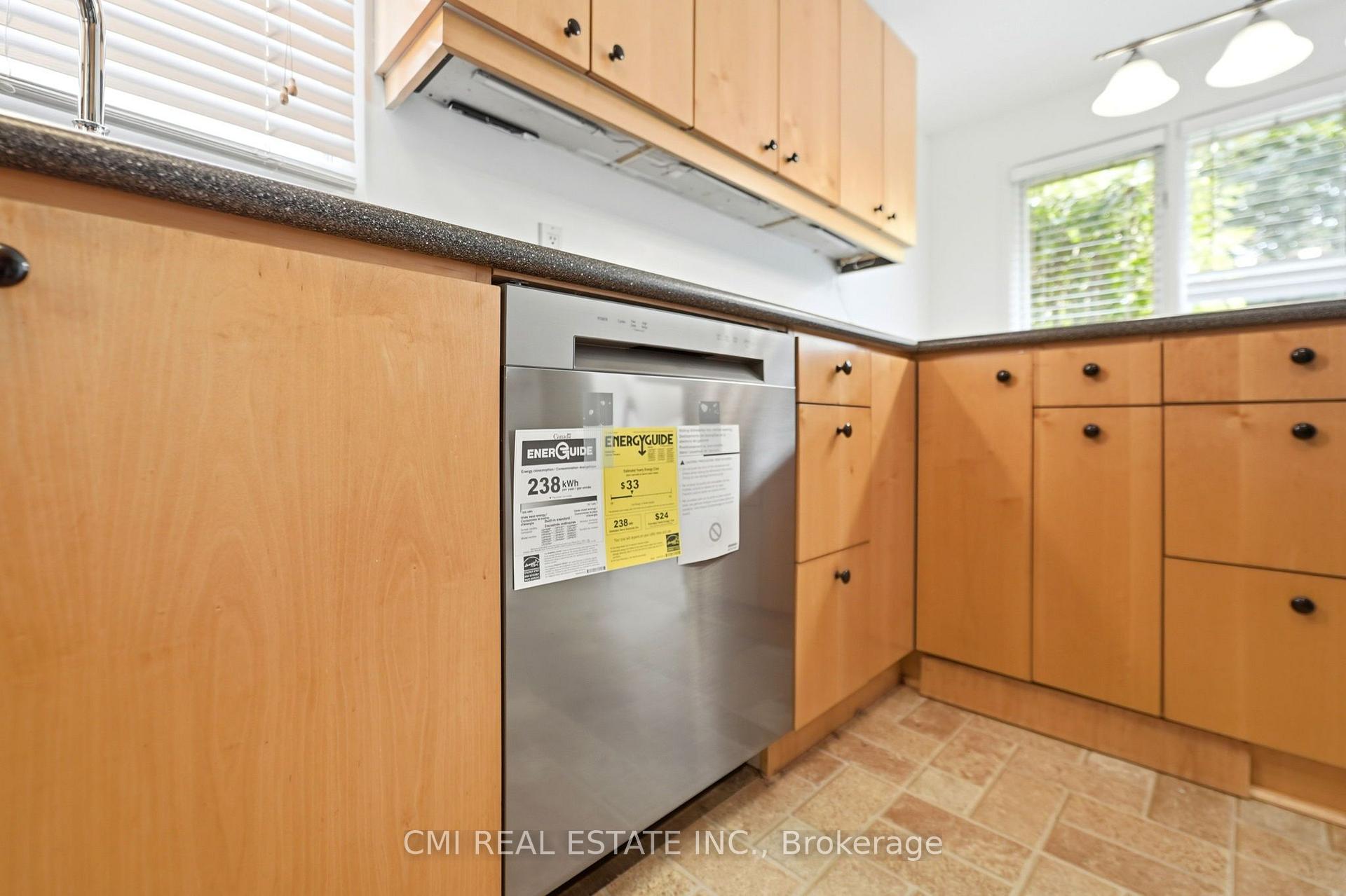 Photo 15 of 155 Foxhunt Road, Waterloo, Colonial Acres — HOMEH
