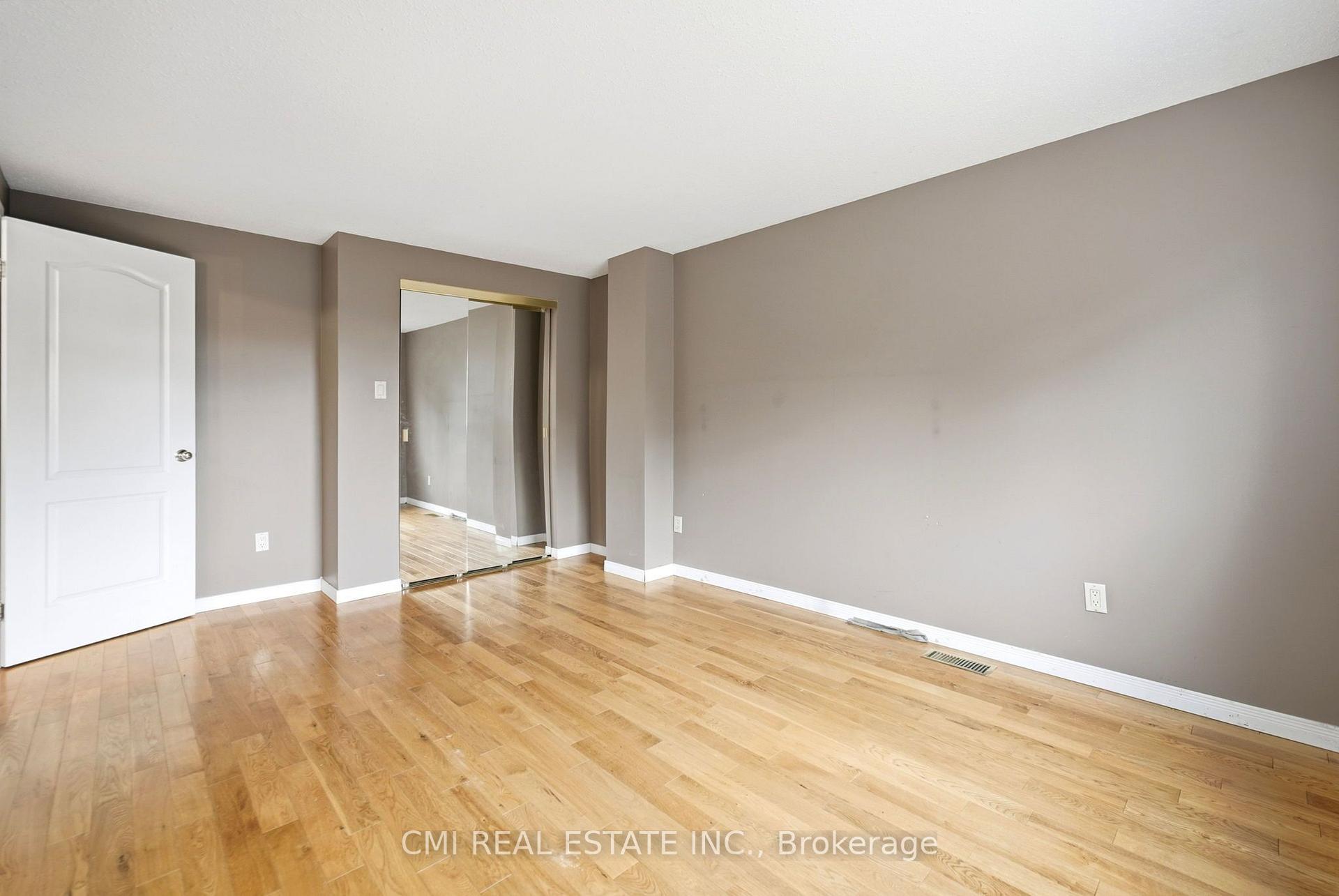 Photo 20 of 155 Foxhunt Road, Waterloo, Colonial Acres — HOMEH
