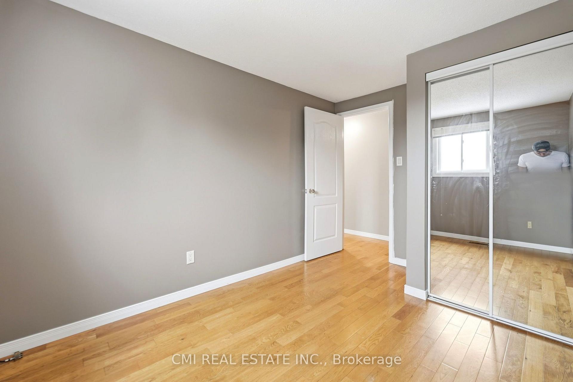Photo 25 of 155 Foxhunt Road, Waterloo, Colonial Acres — HOMEH