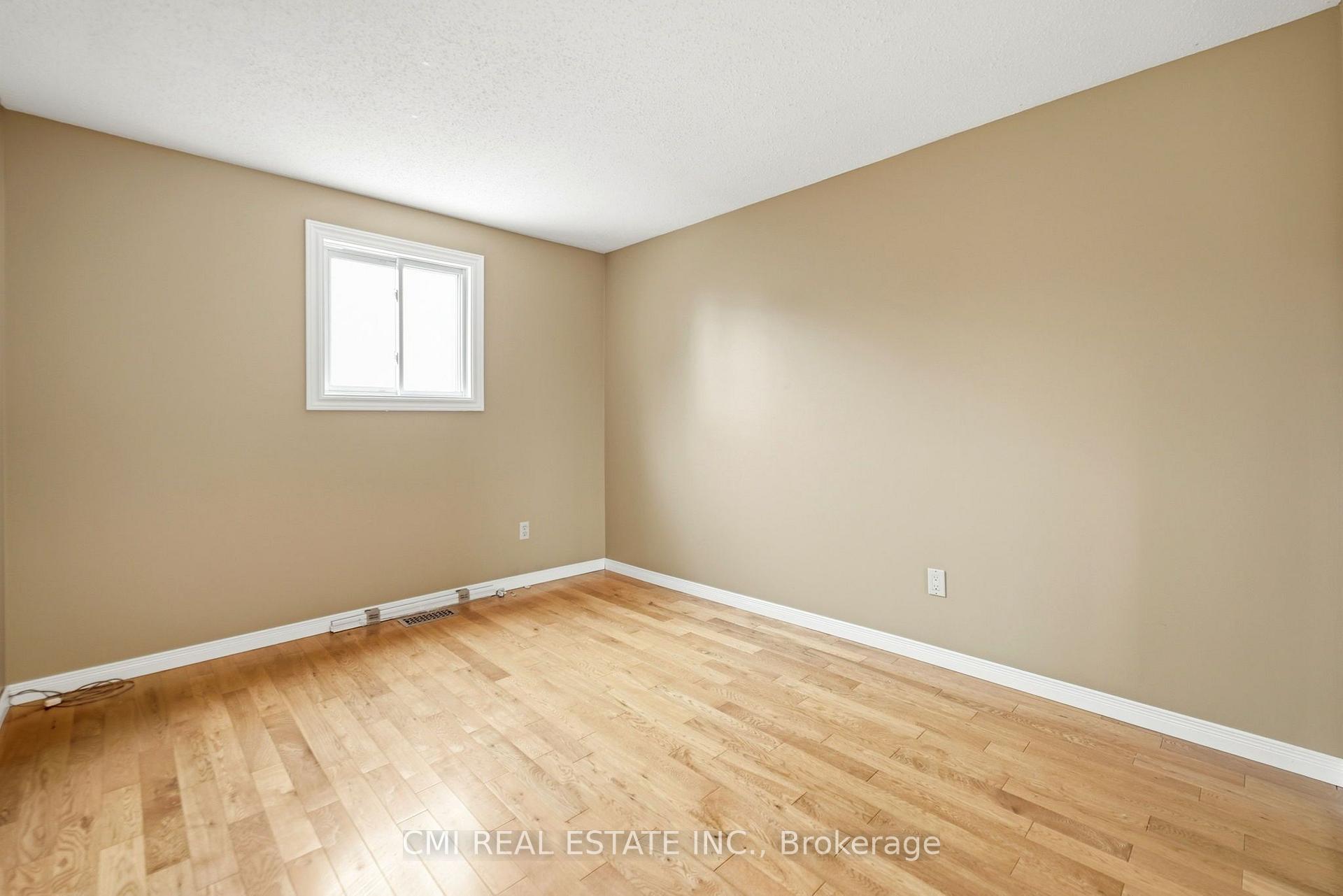 Photo 26 of 155 Foxhunt Road, Waterloo, Colonial Acres — HOMEH