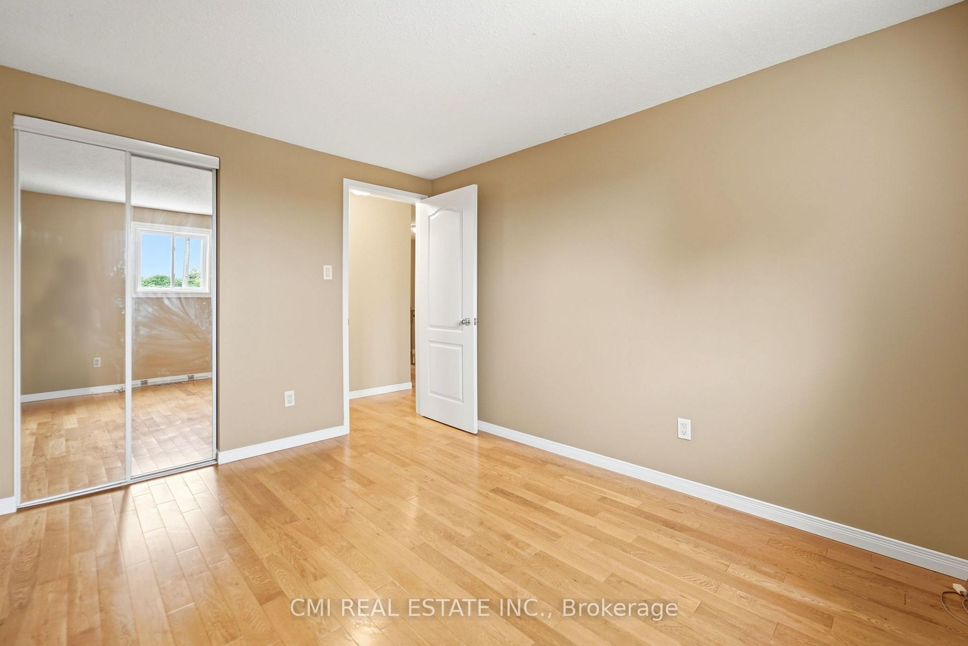 Photo 28 of 155 Foxhunt Road, Waterloo, Colonial Acres — HOMEH