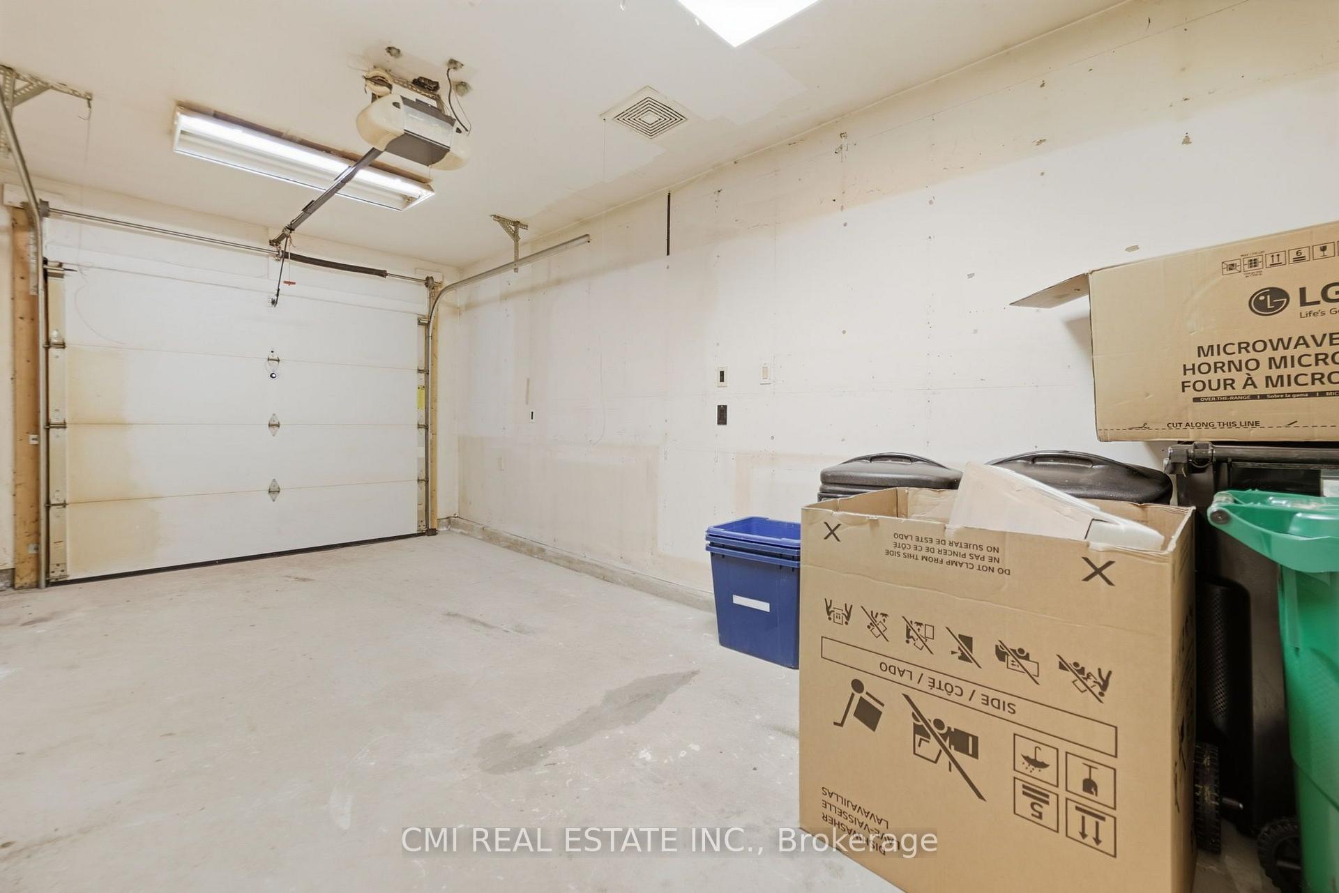 Photo 37 of 155 Foxhunt Road, Waterloo, Colonial Acres — HOMEH