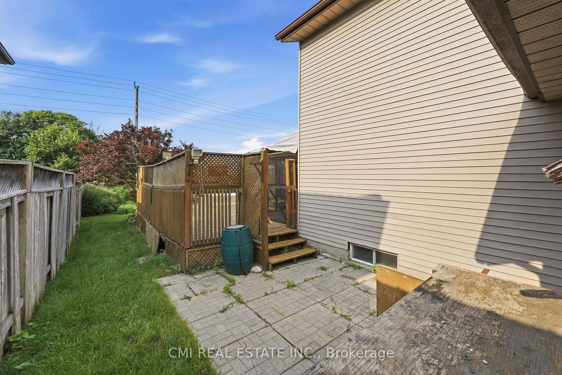 Photo 40 of 155 Foxhunt Road, Waterloo, Colonial Acres — HOMEH