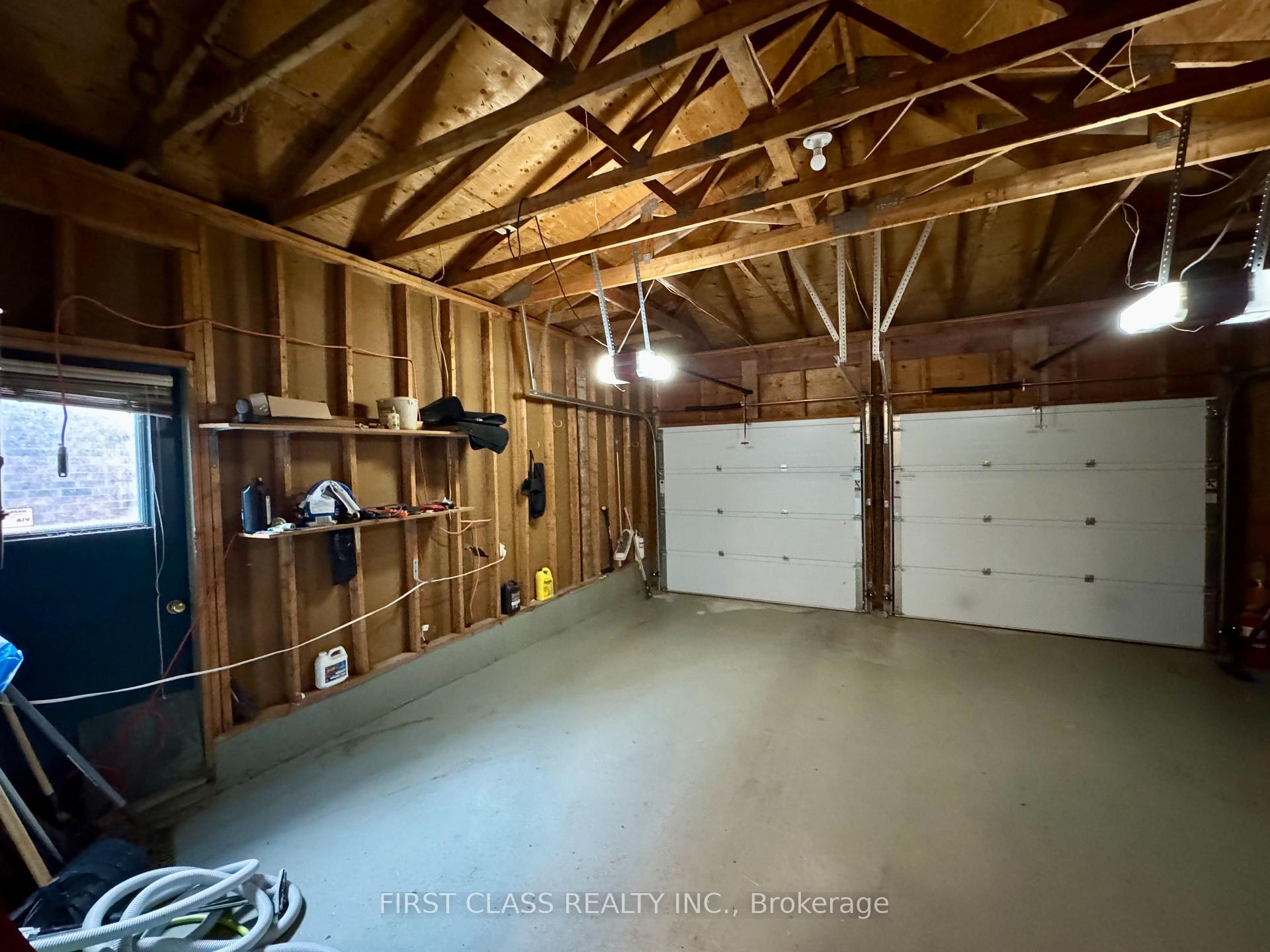 Photo 17 of 1230 Glenashton Drive, Oakville, Wedgewood Creek — HOMEH