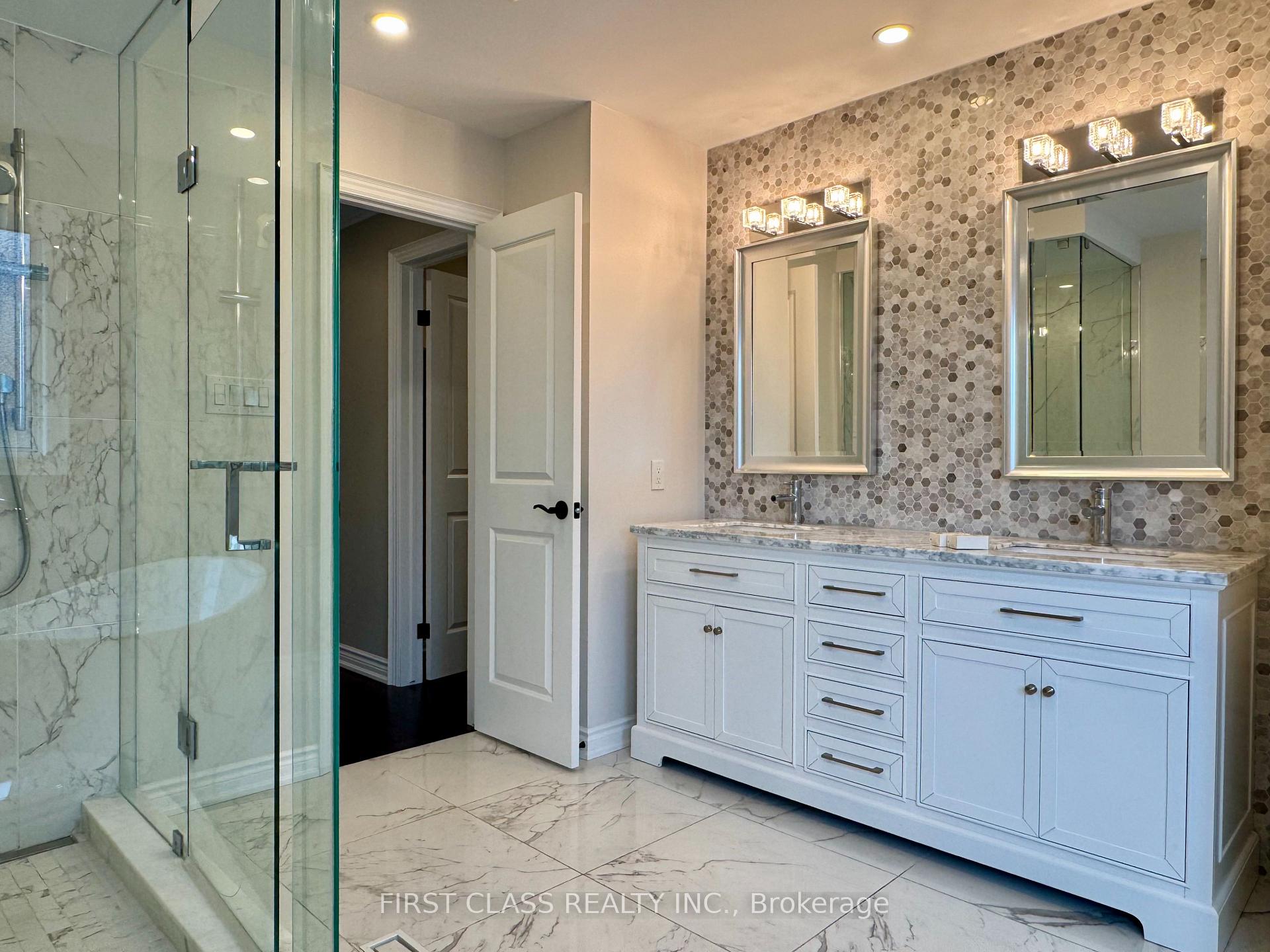 Photo 21 of 1230 Glenashton Drive, Oakville, Wedgewood Creek — HOMEH