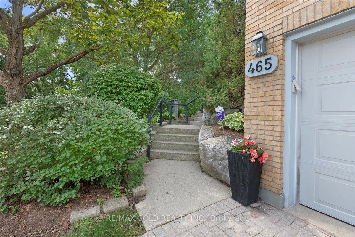 Photo 6 of Unit 2, 465 Columbia Street W, Waterloo, Upper Beechwood — HOMEH